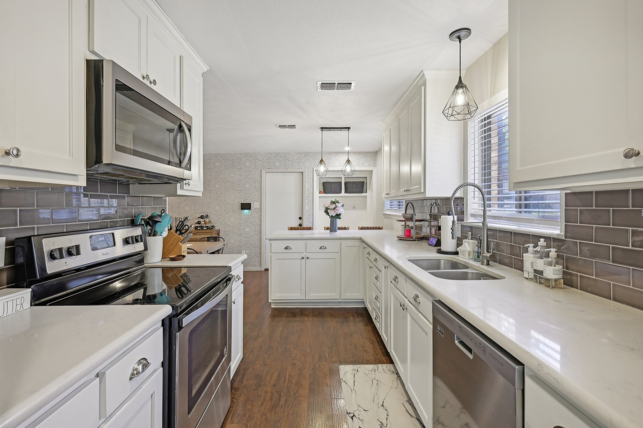 3501 Hampshire Drive