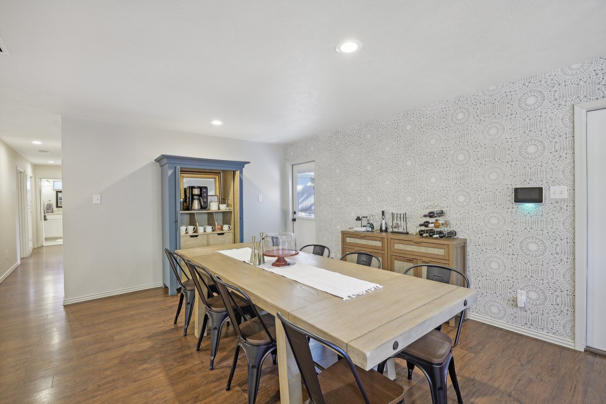 3501 Hampshire Drive