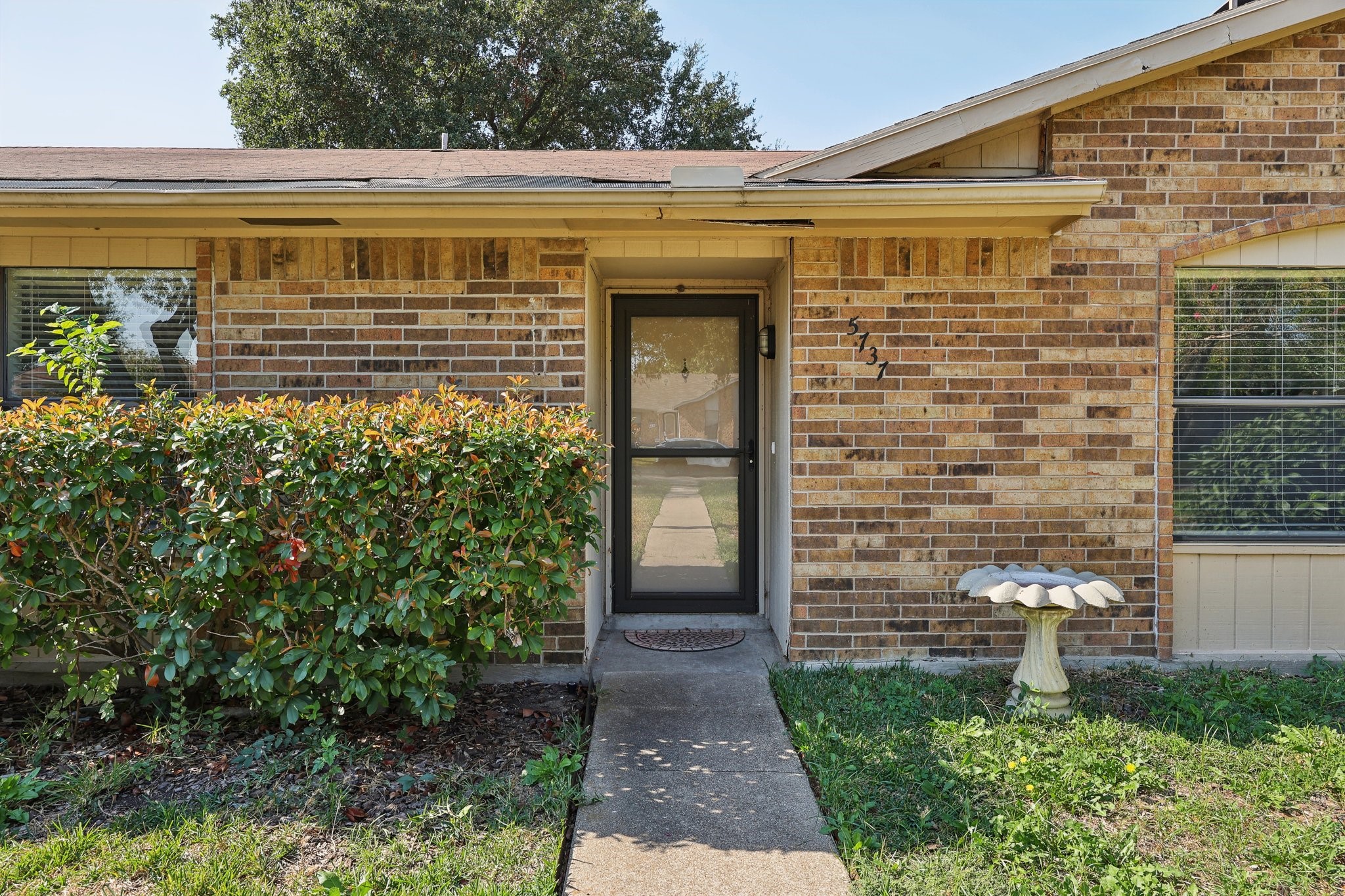 5737 Valley Mills Drive