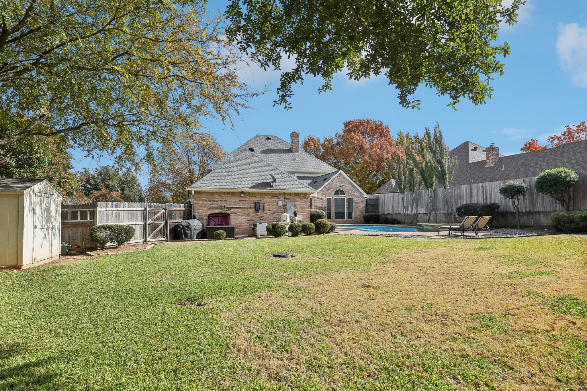 6708 Ledbetter Road