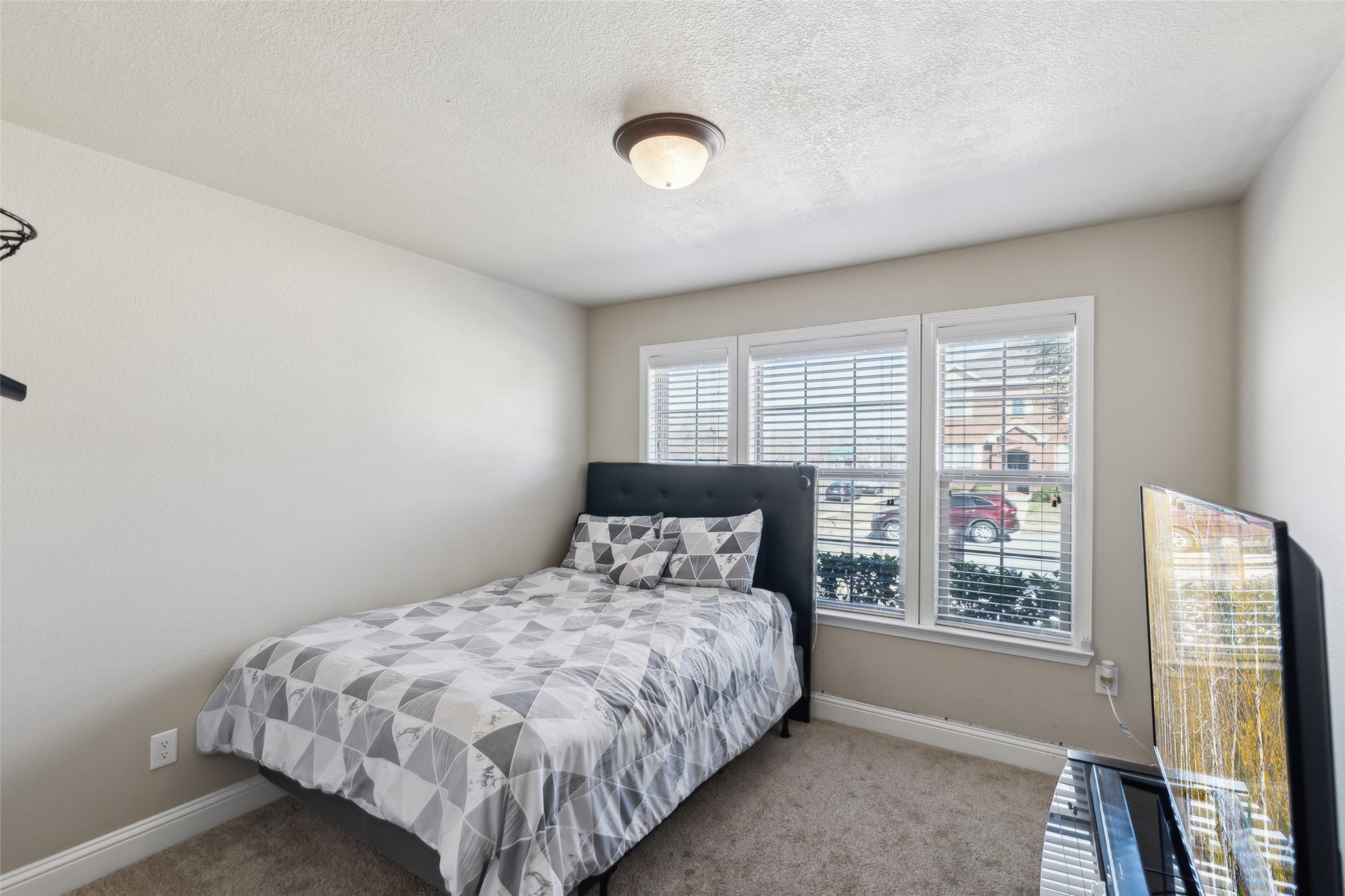 5861 Japonica Street