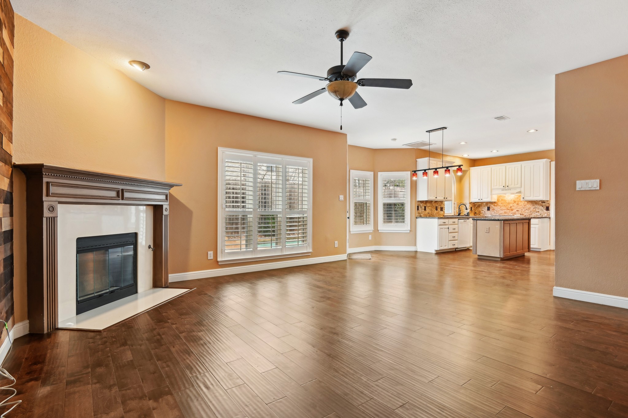4107 Plumwood Drive