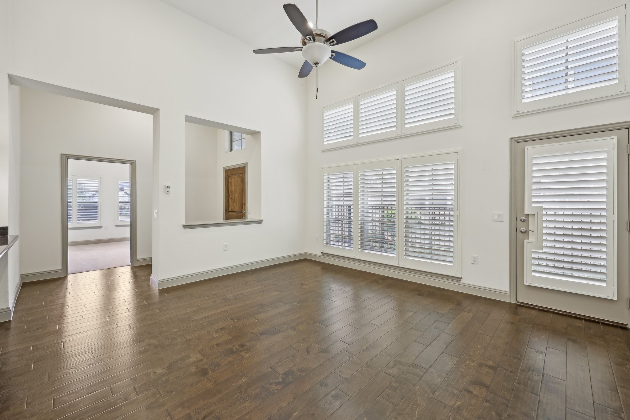 3906 Crested Eagle Way