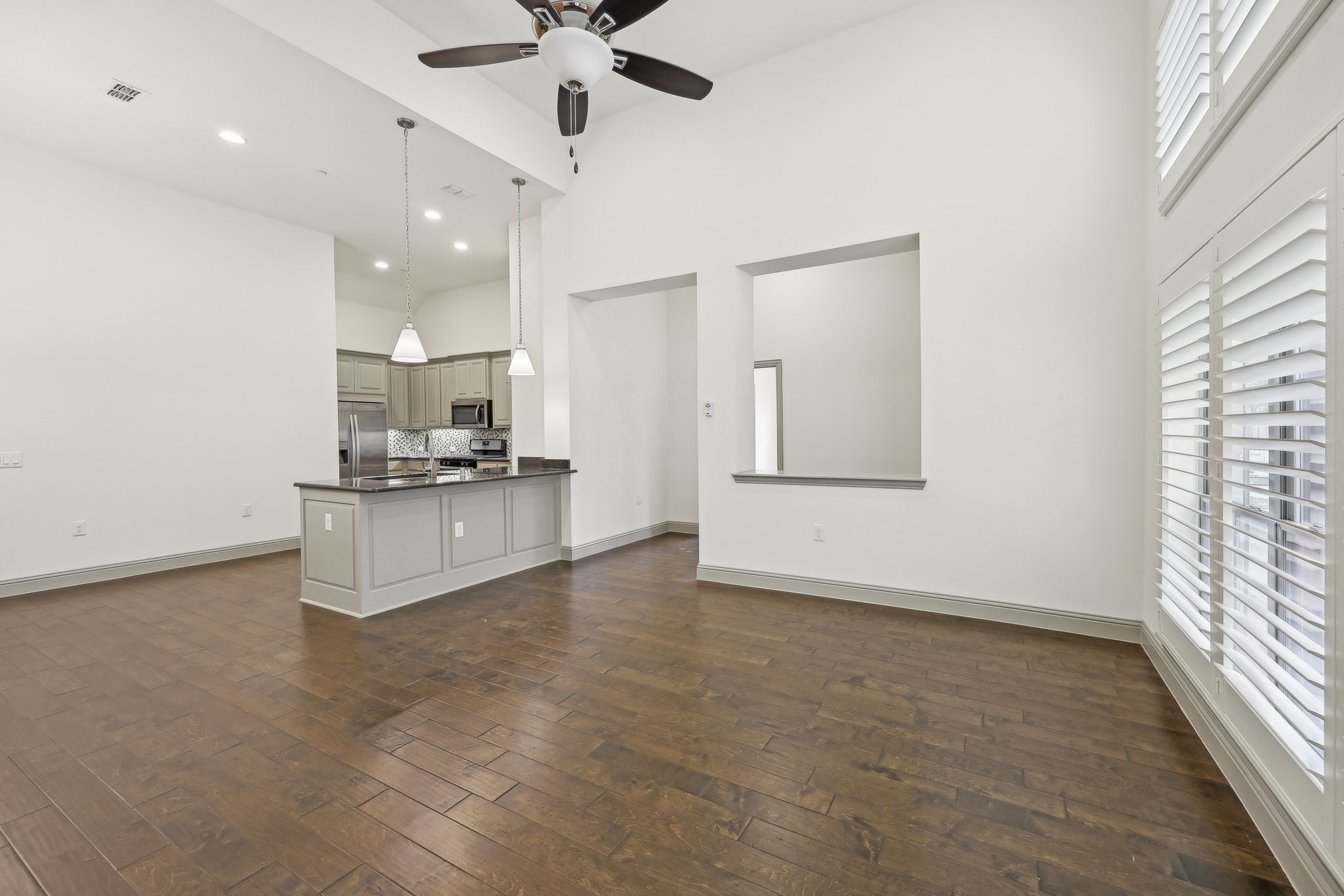 3906 Crested Eagle Way