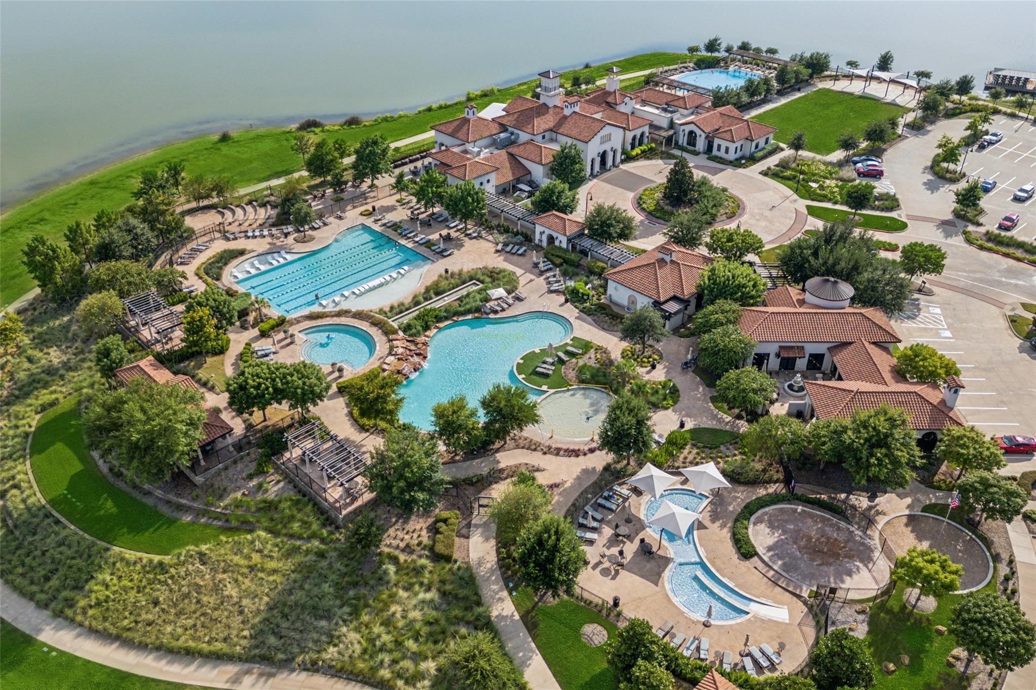 3906 Crested Eagle Way