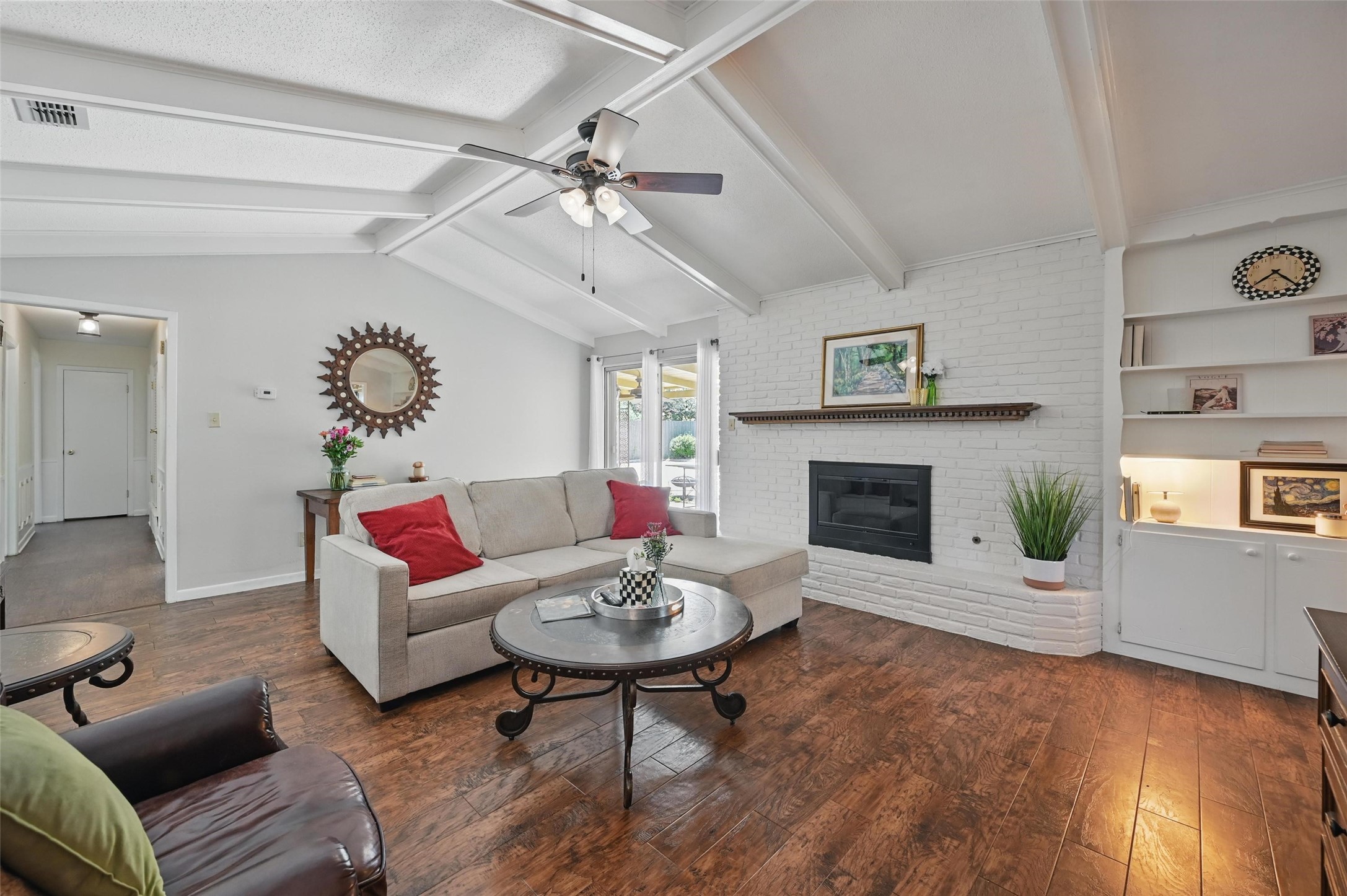 6141 Waco Way