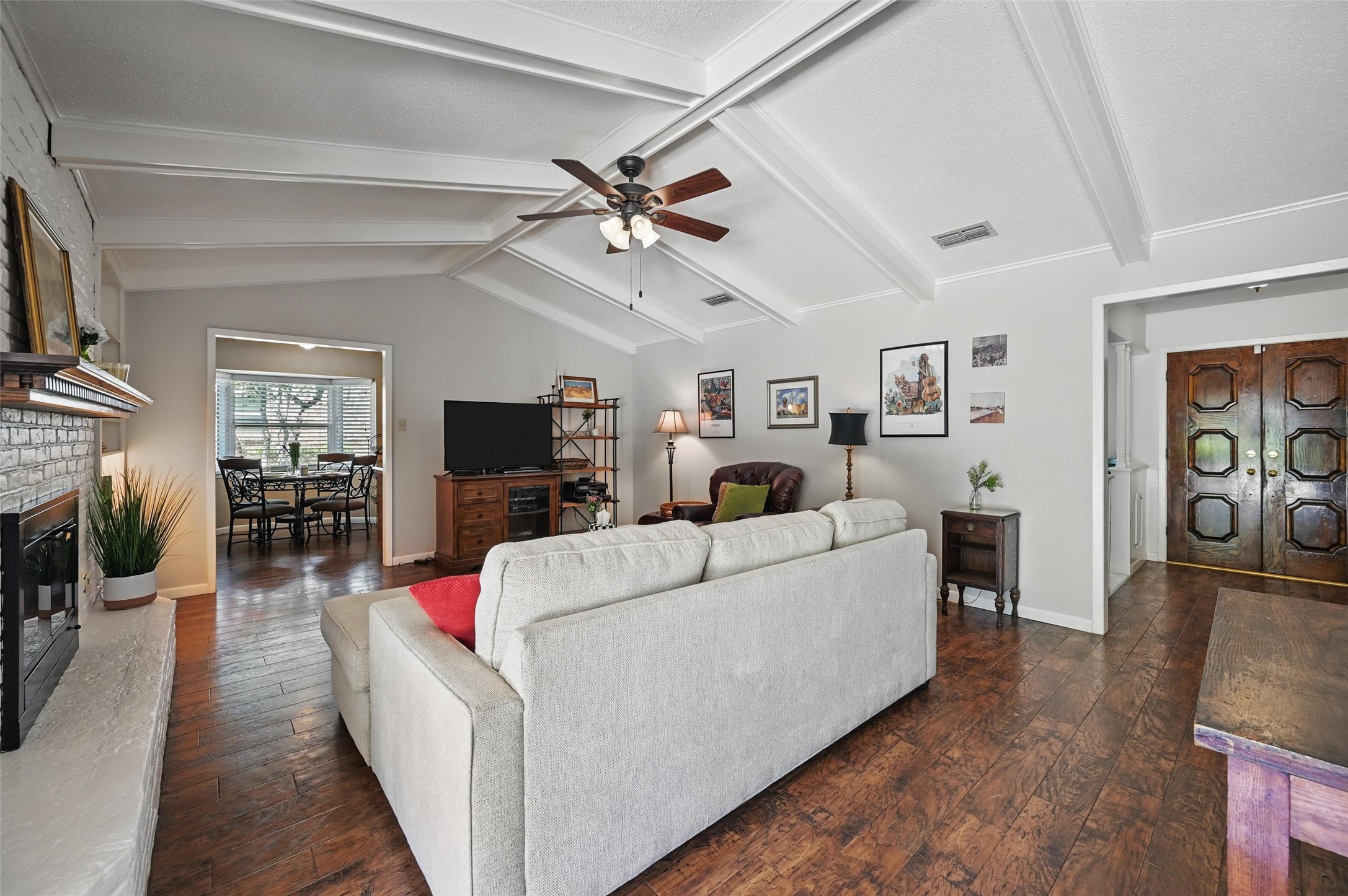 6141 Waco Way