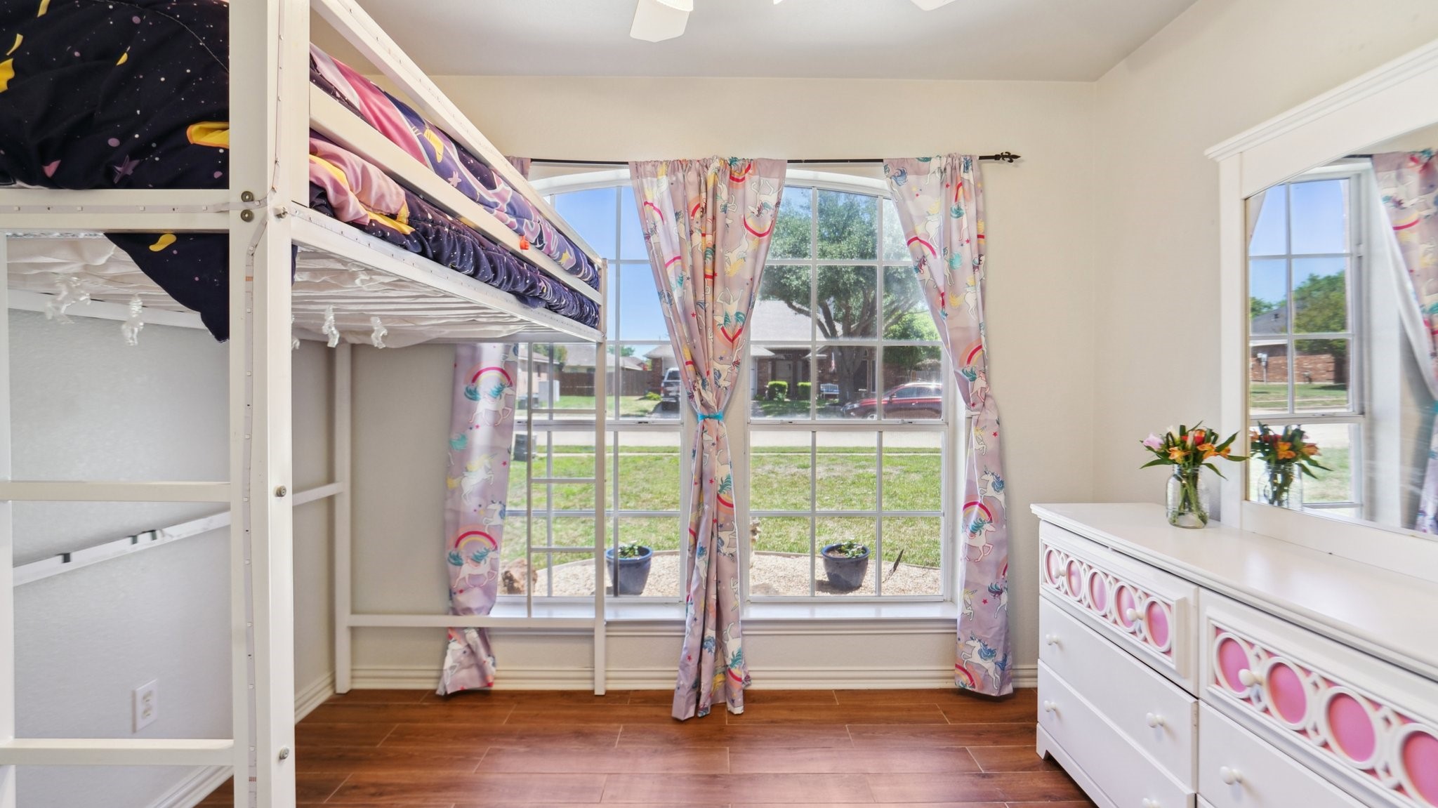 549 Valarie Lane
