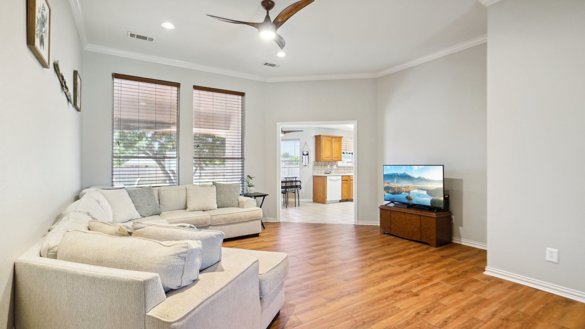 549 Valarie Lane
