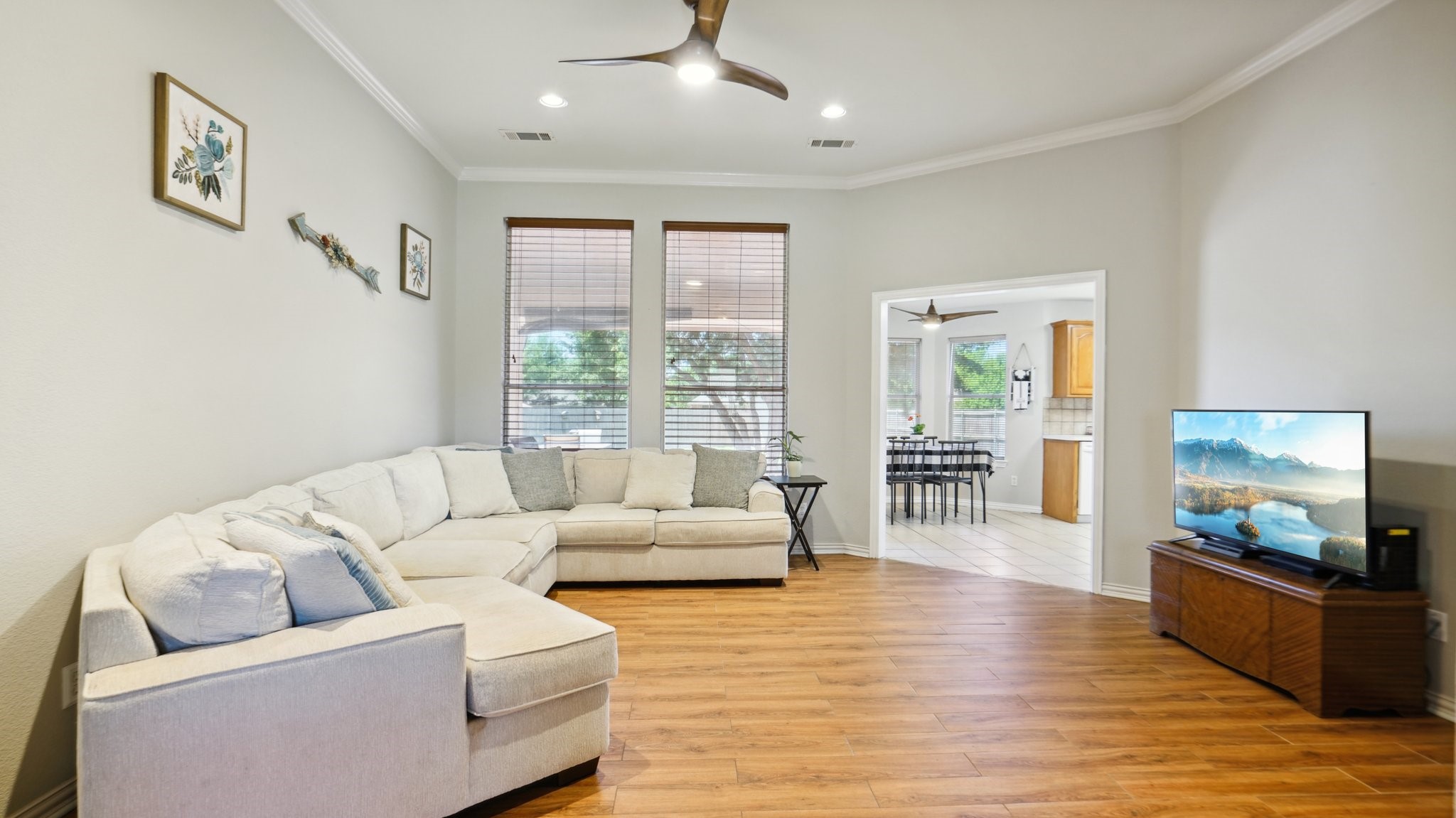 549 Valarie Lane