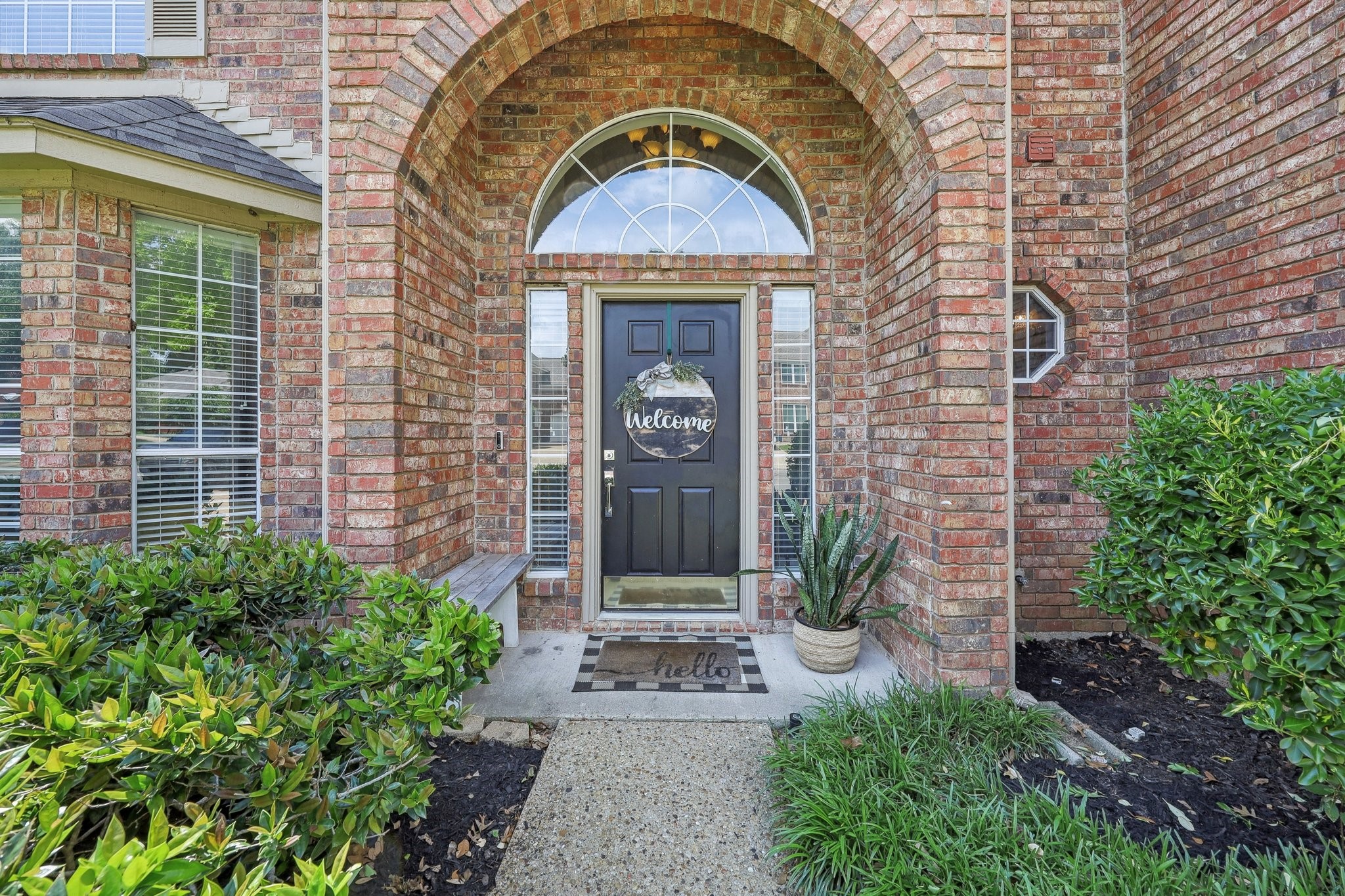 2900 Redstone Drive