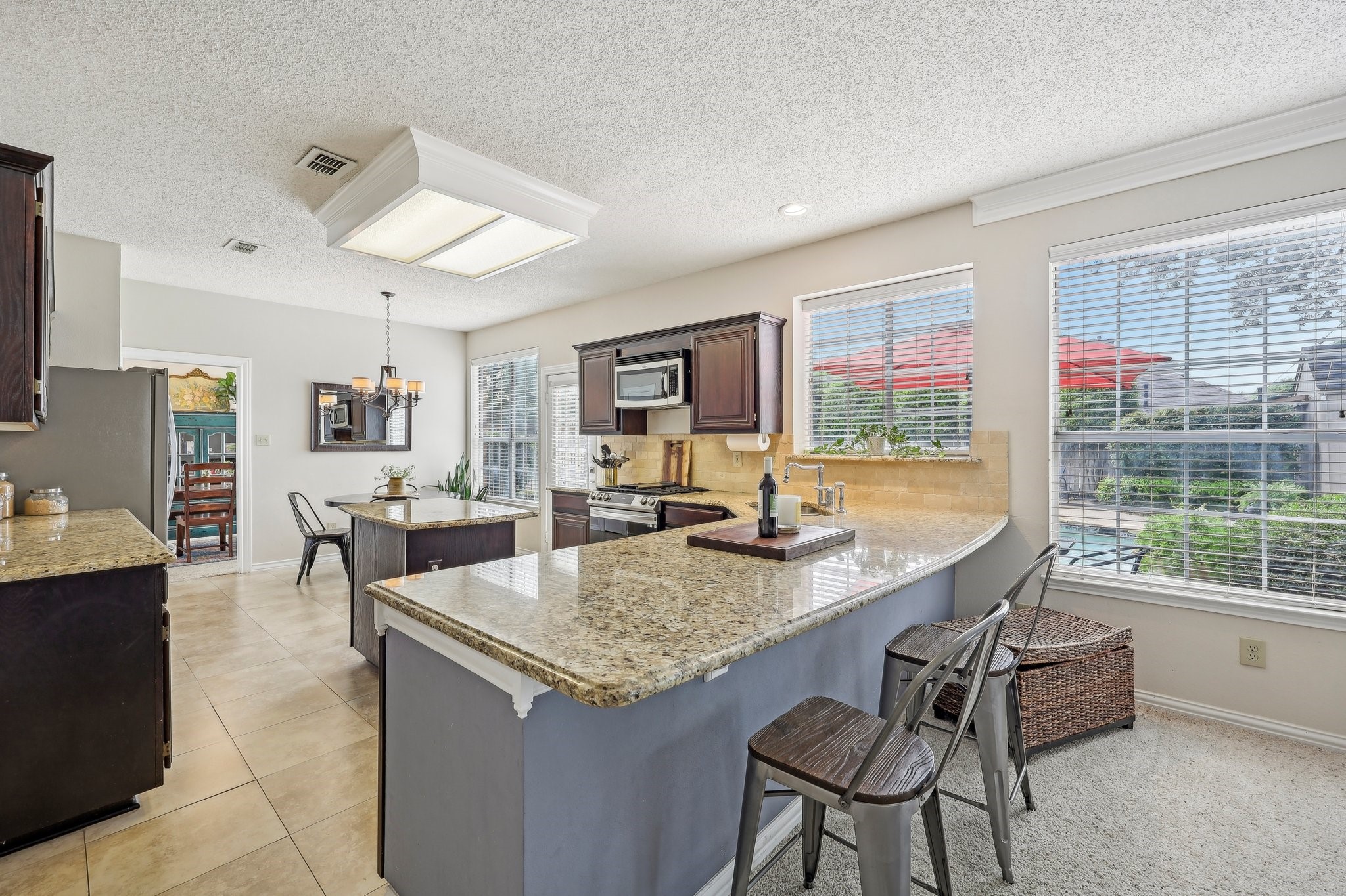 2900 Redstone Drive
