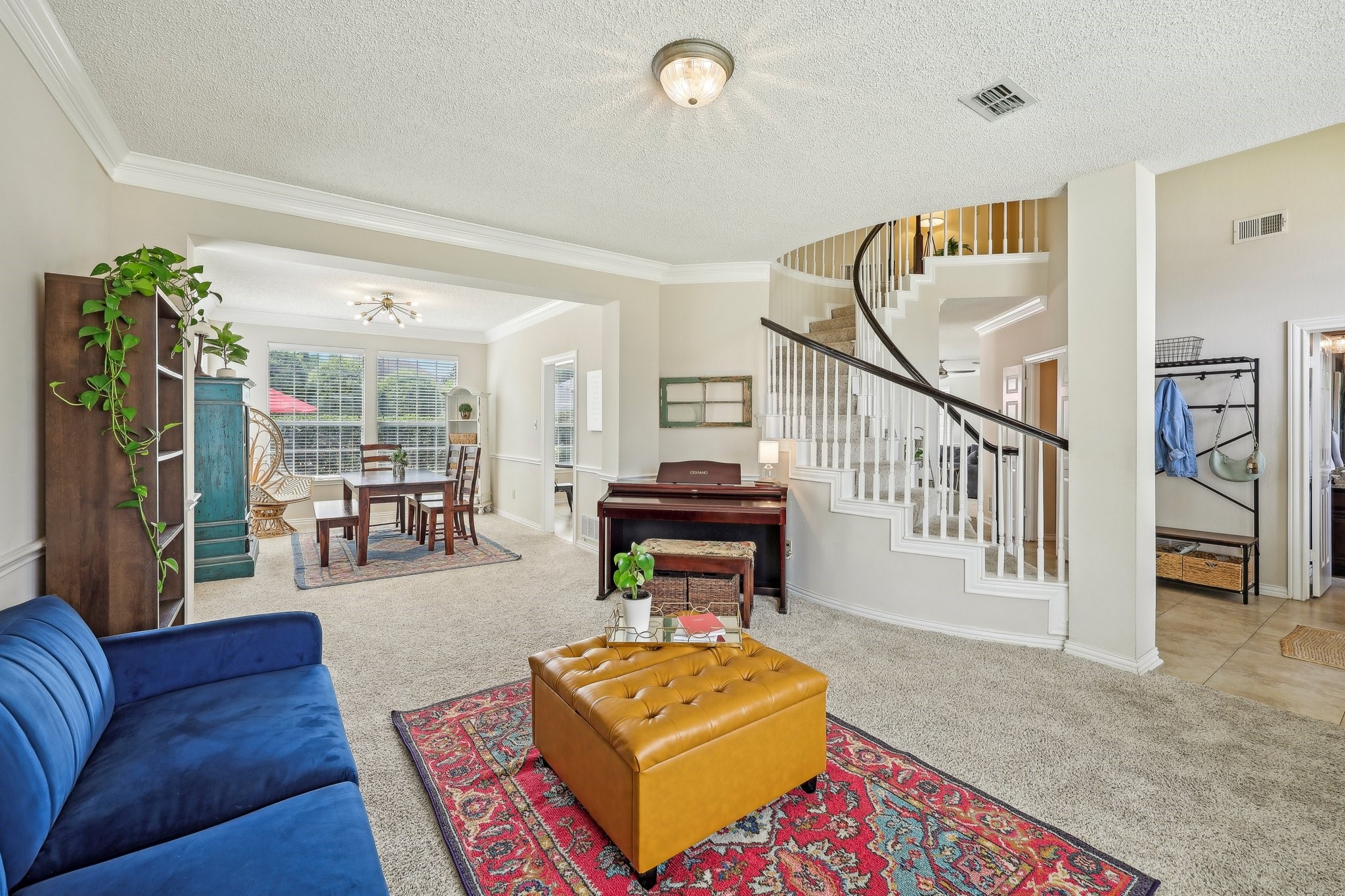 2900 Redstone Drive
