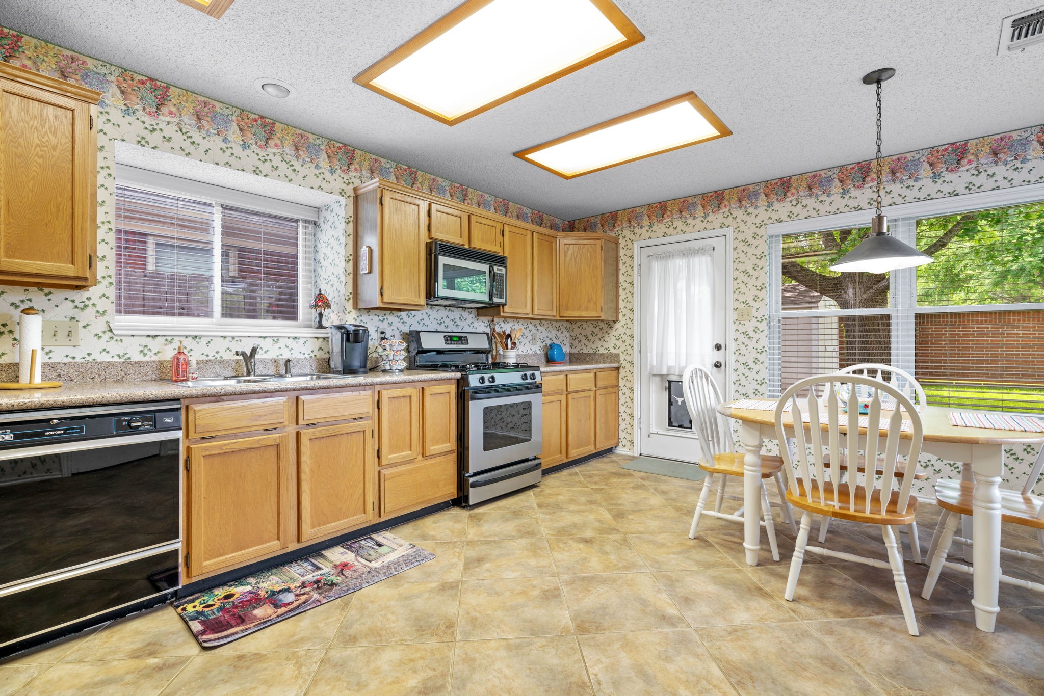 5502 Misty Crest Drive