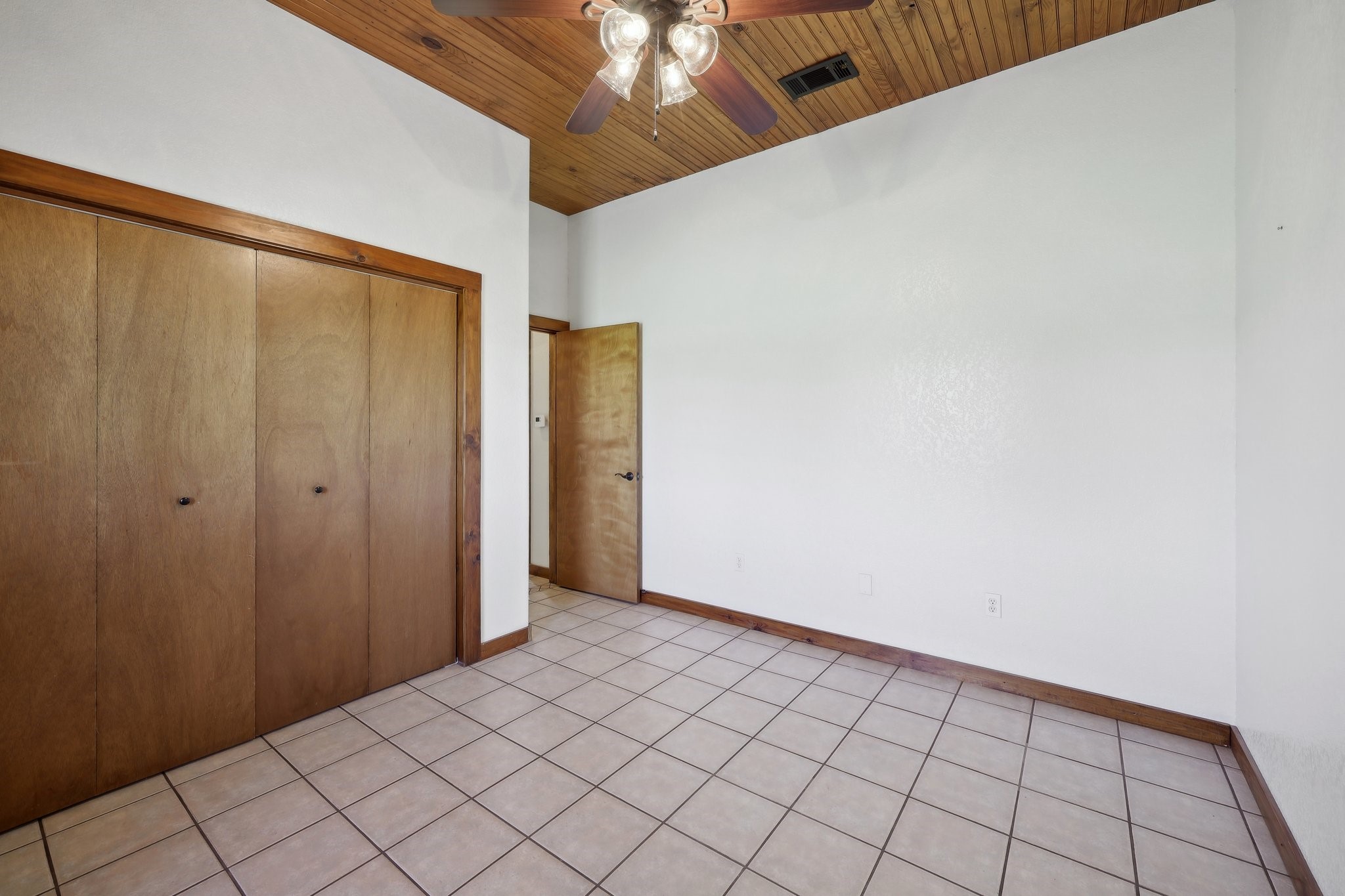 6912 County Road 1228