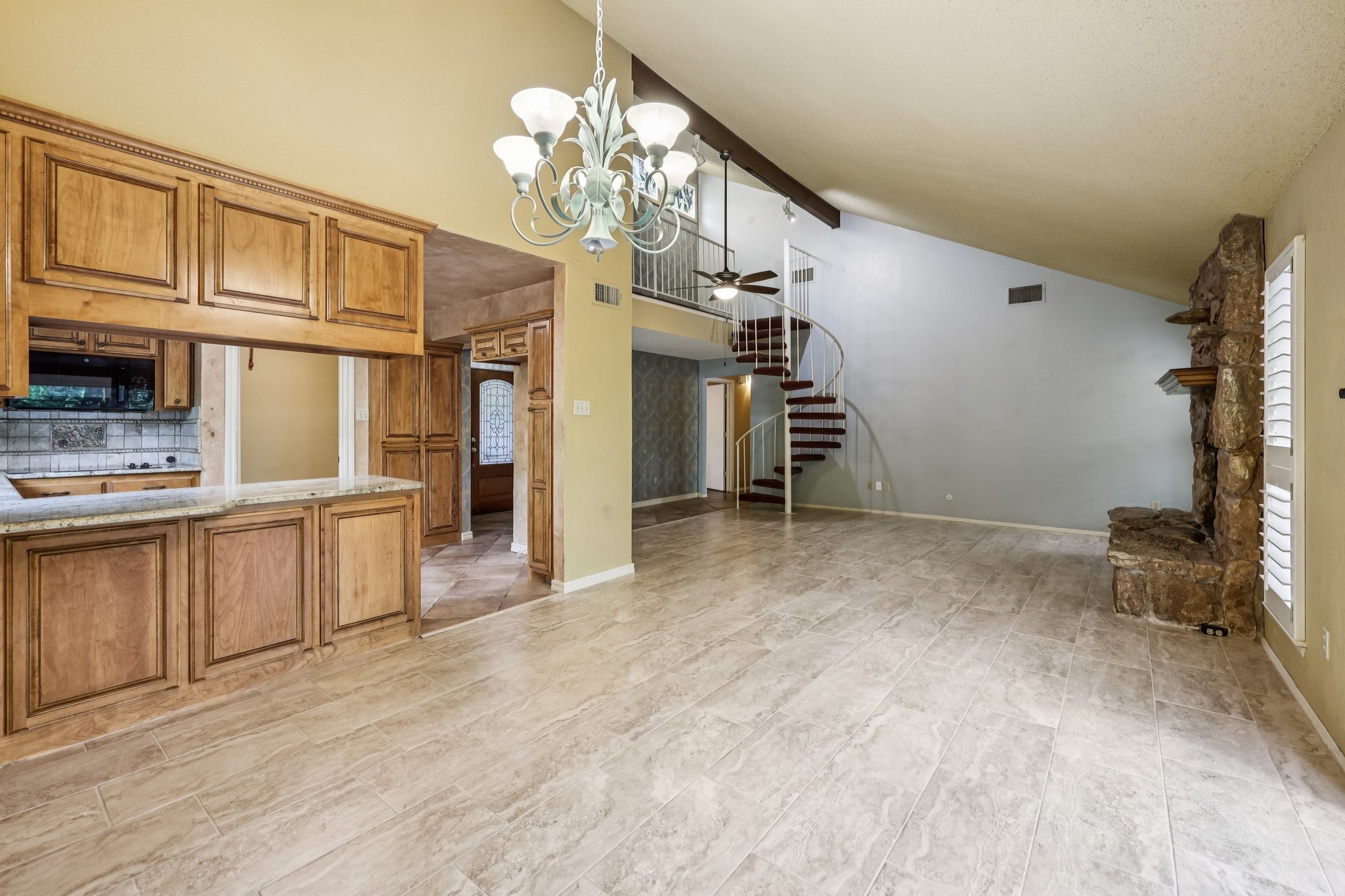 5907 Mountainwood Drive