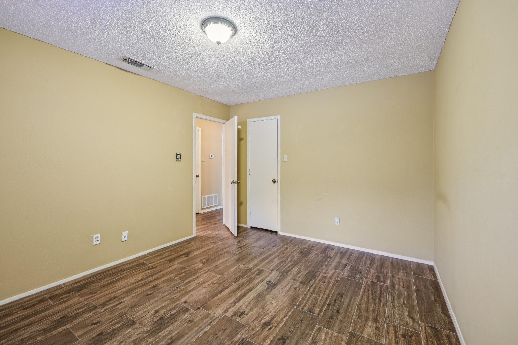 5907 Mountainwood Drive
