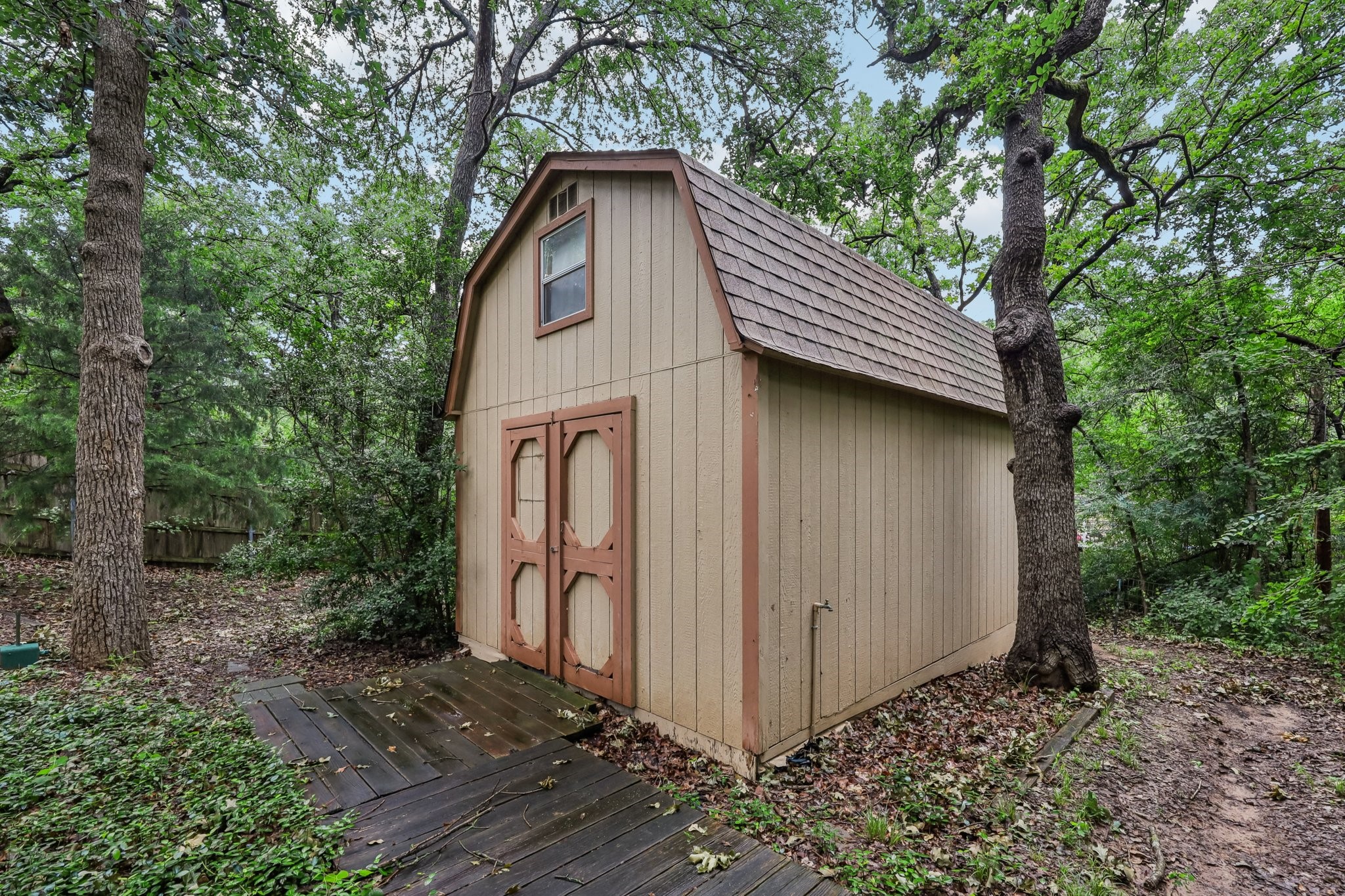 5907 Mountainwood Drive