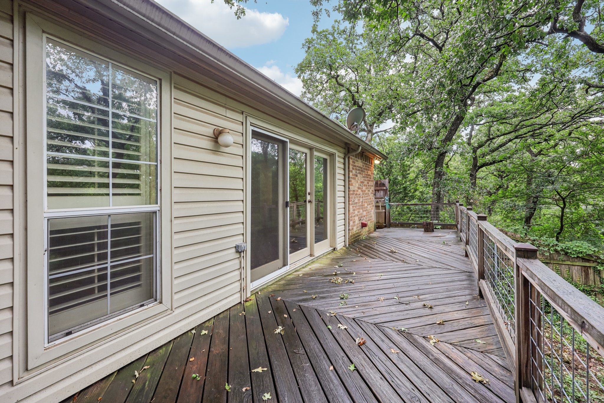 5907 Mountainwood Drive