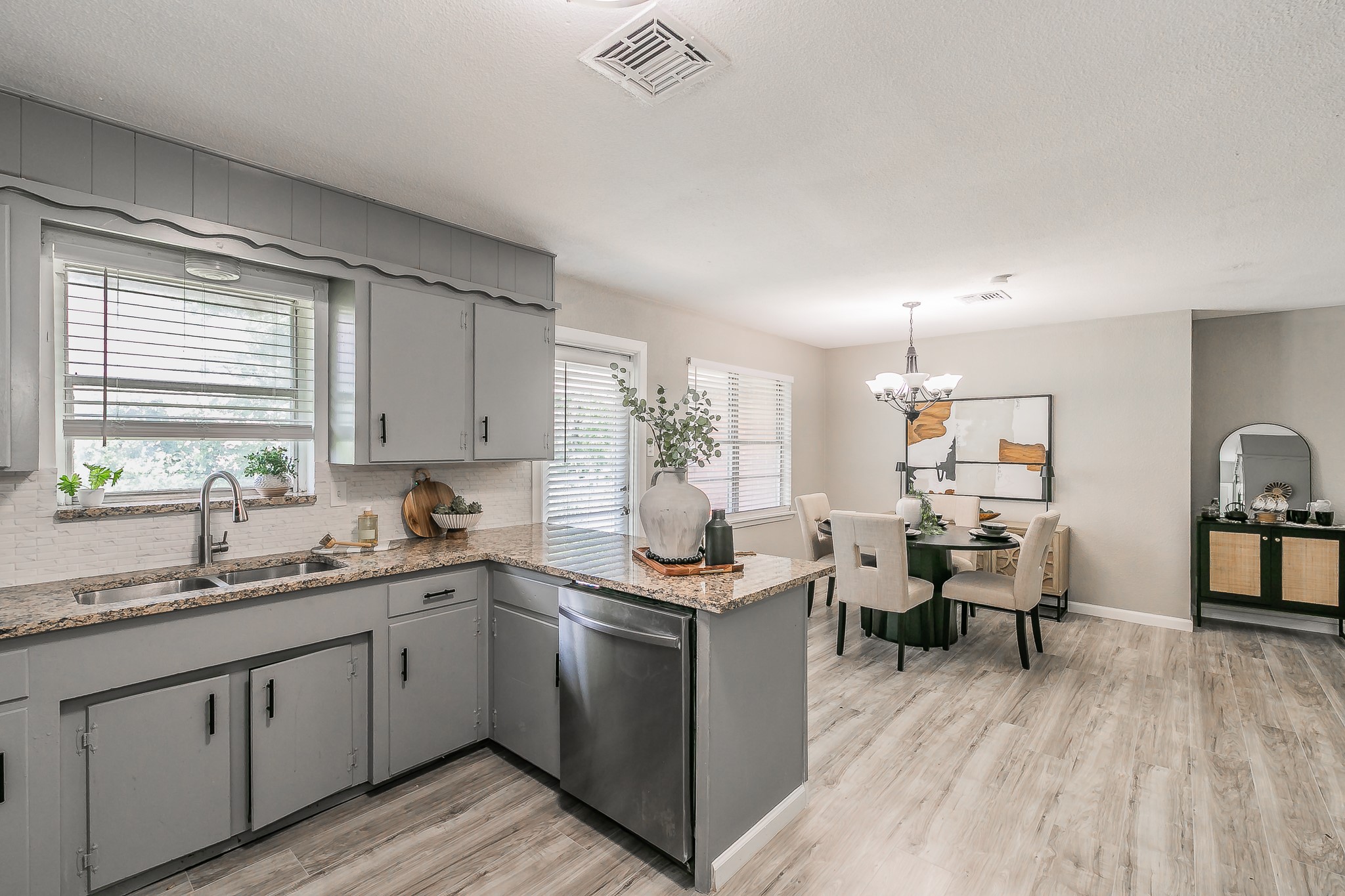 5909 Eisenhower Drive