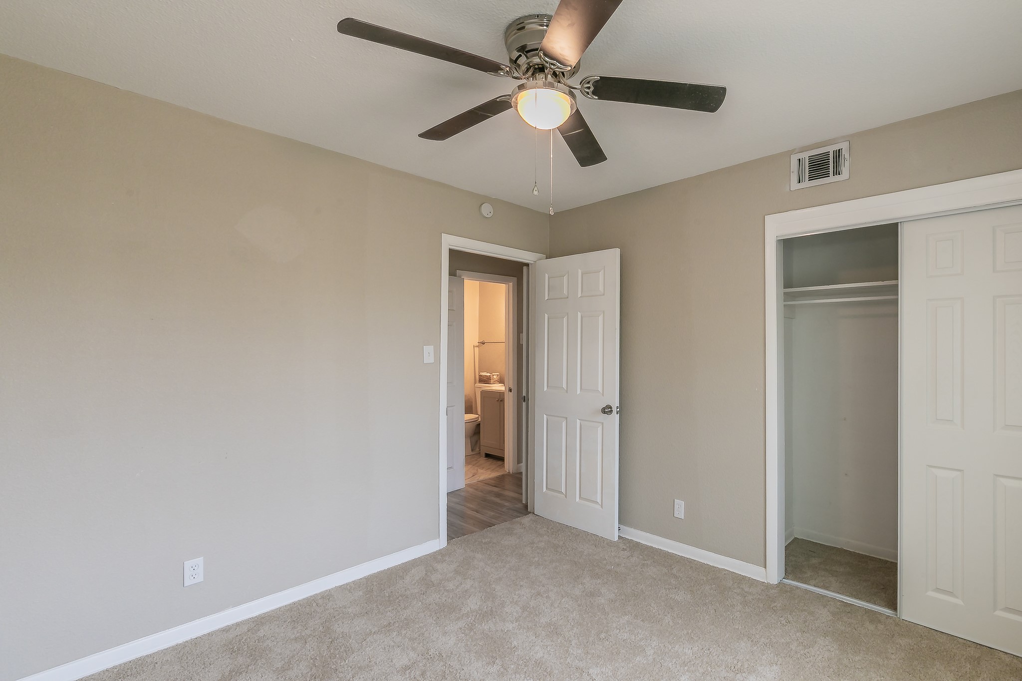 5909 Eisenhower Drive