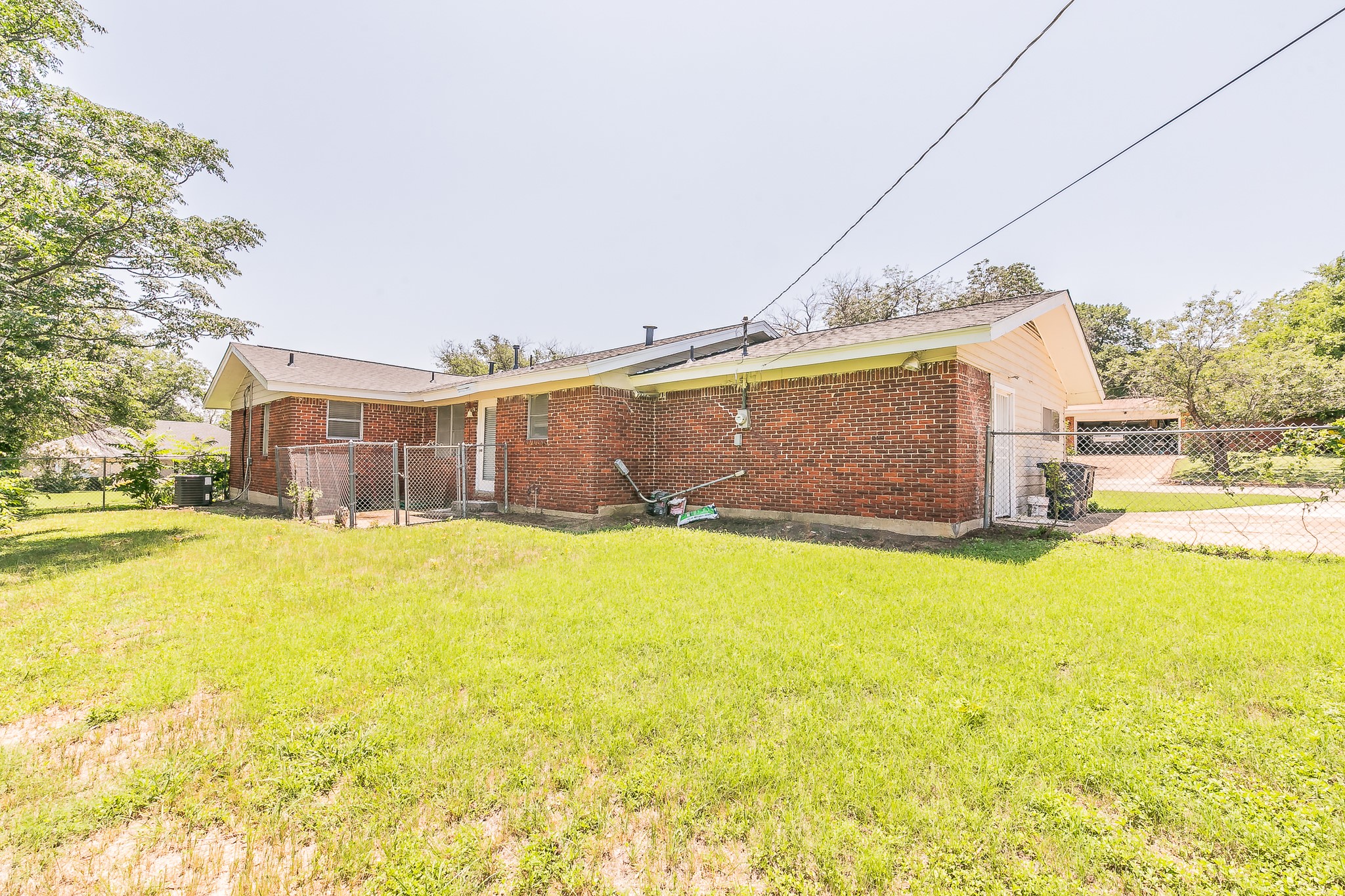 5909 Eisenhower Drive