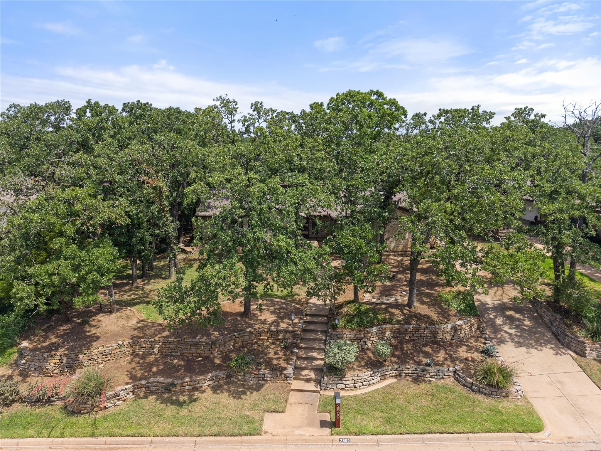 2809 Burlwood Drive