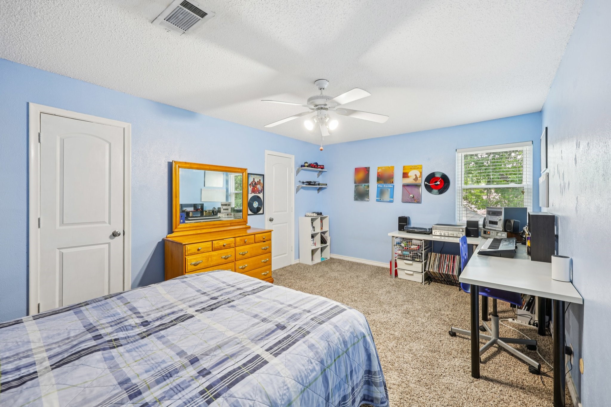 1805 Winewood Lane