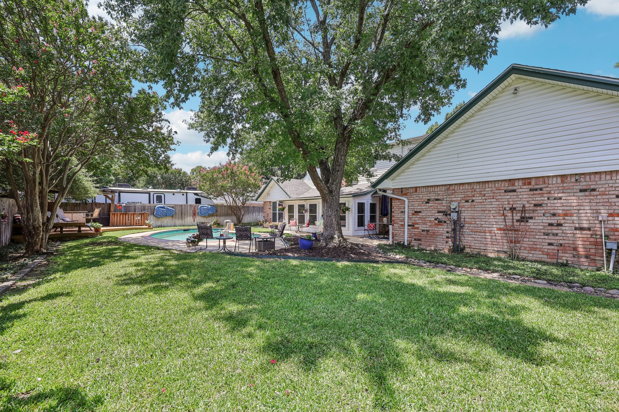 1805 Winewood Lane