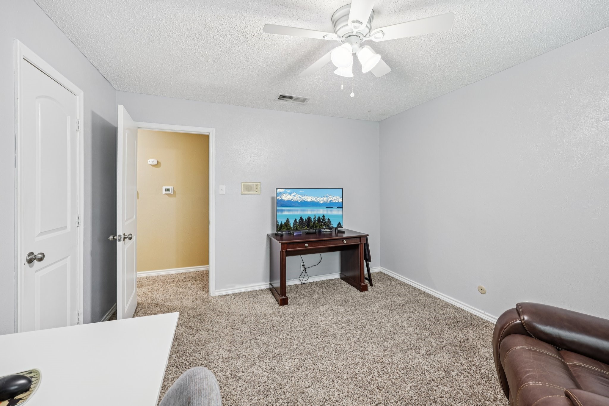 1805 Winewood Lane