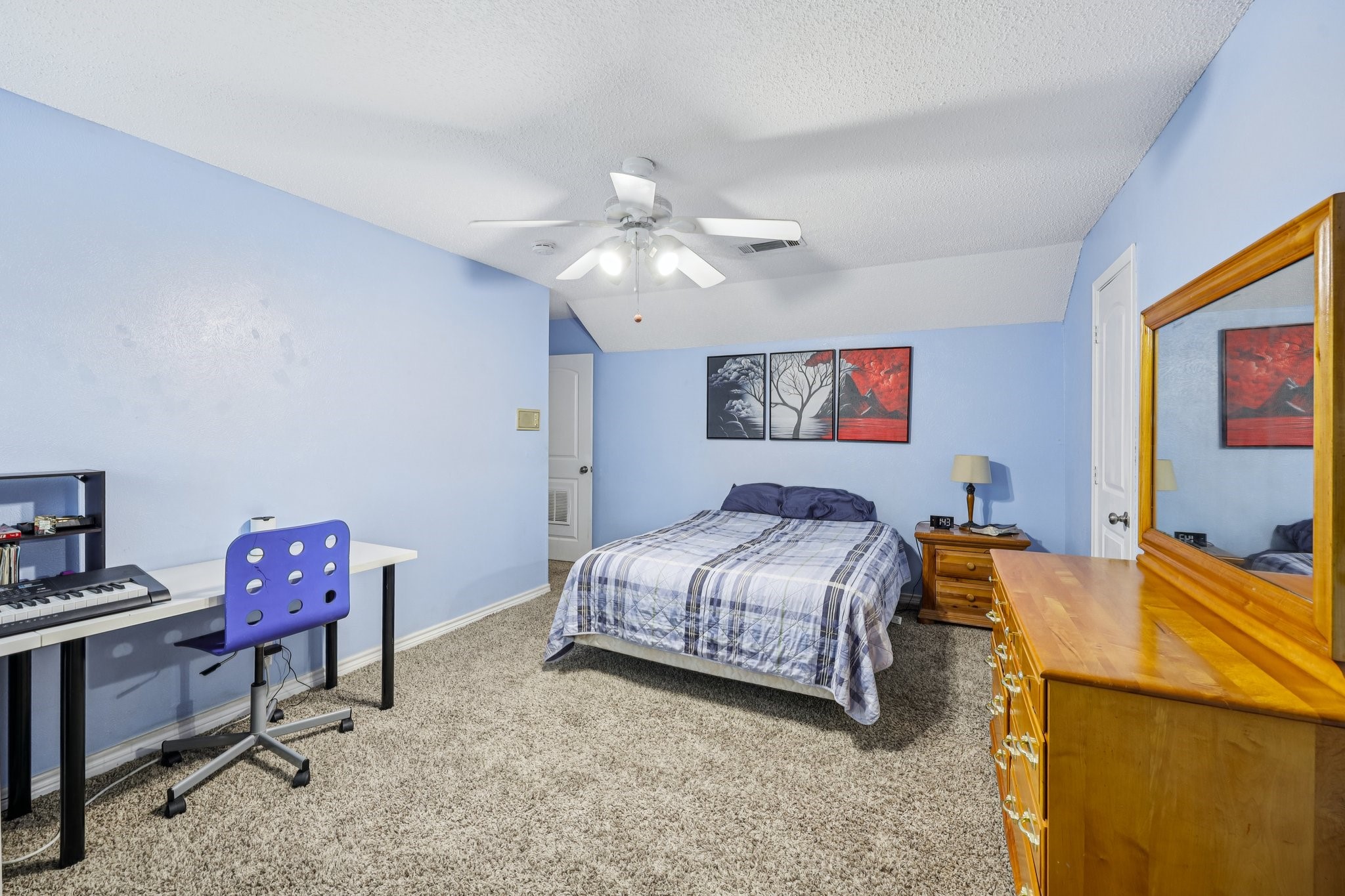1805 Winewood Lane