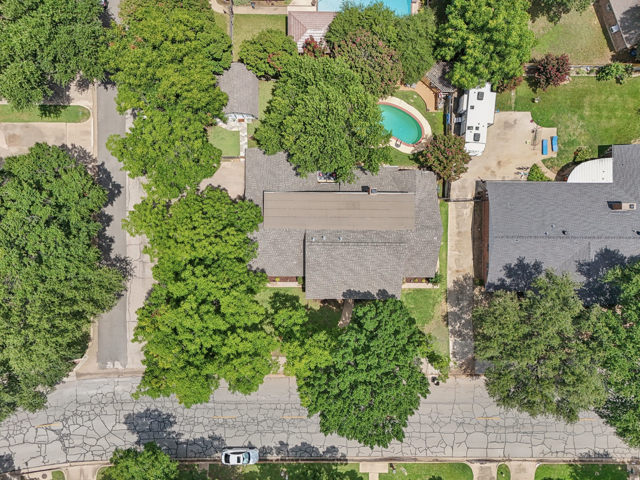1805 Winewood Lane