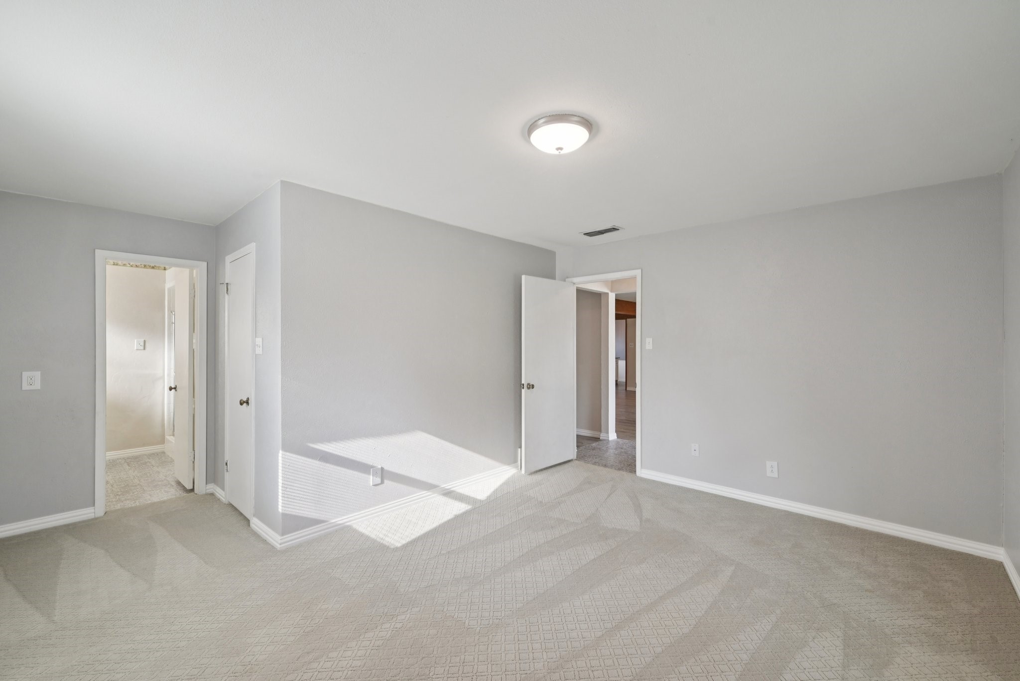 8432 Glenann Drive