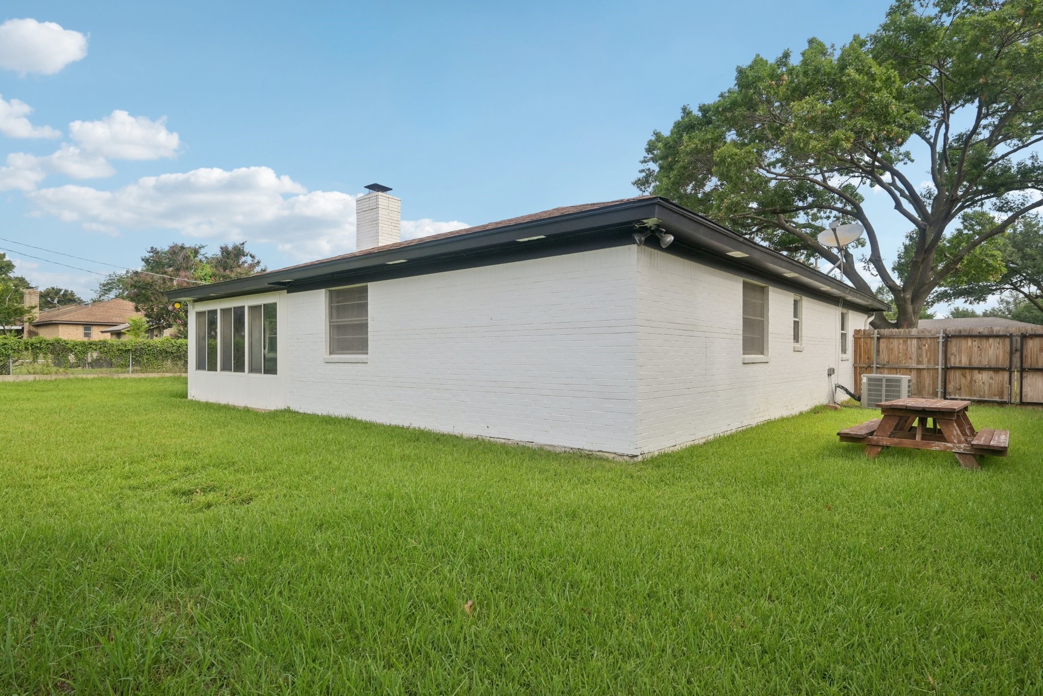 8432 Glenann Drive