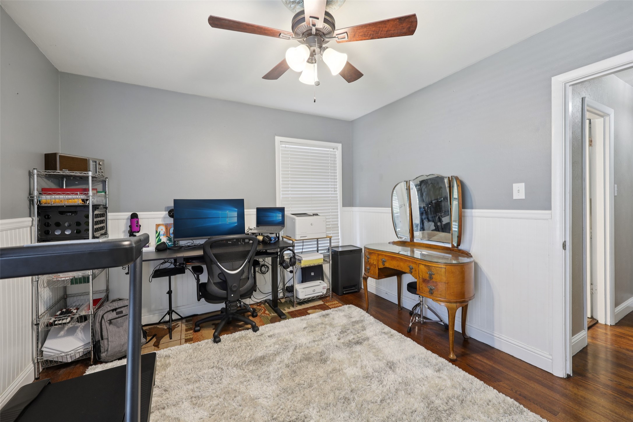 1218 Mockingbird Lane