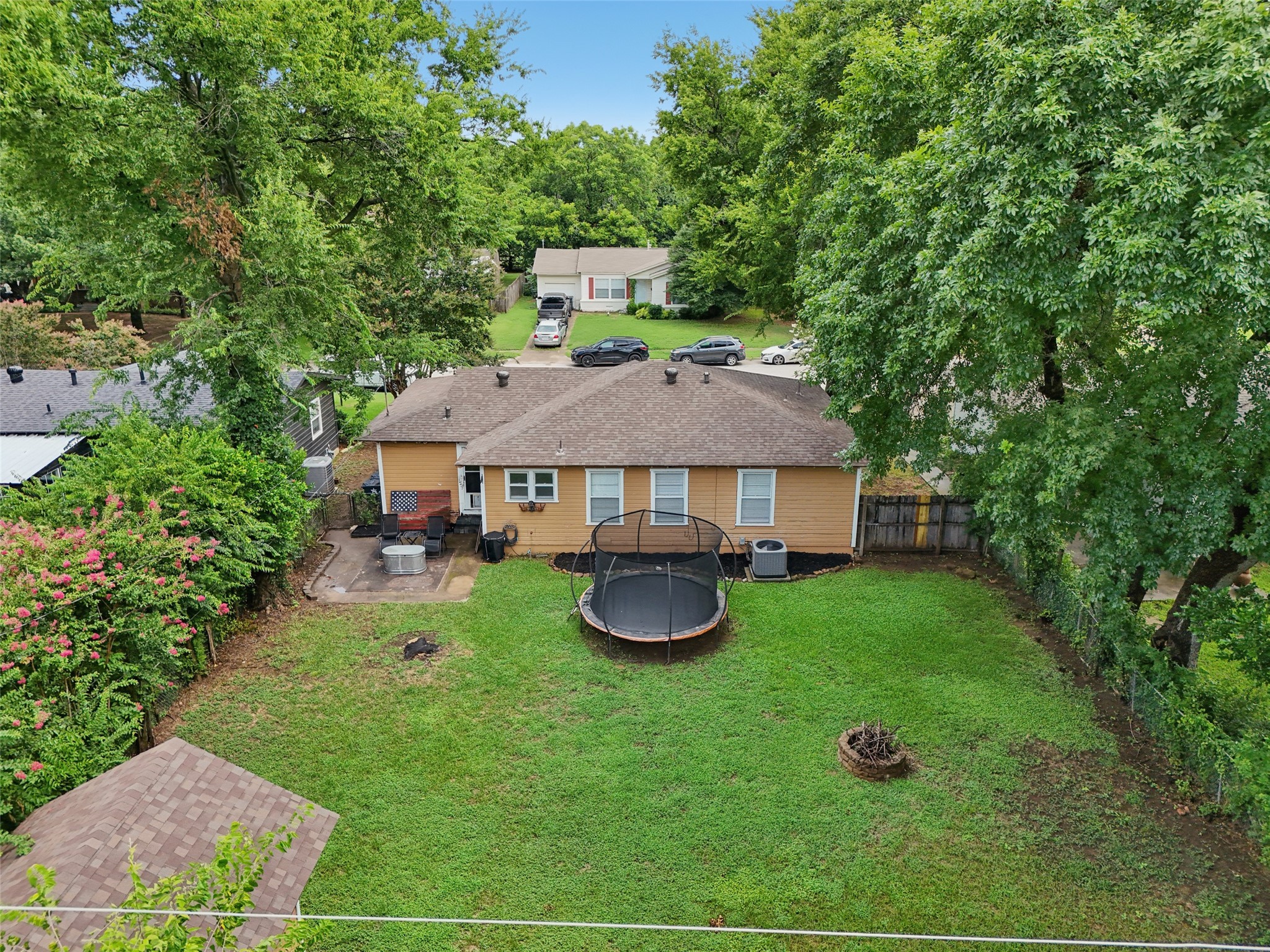 1218 Mockingbird Lane