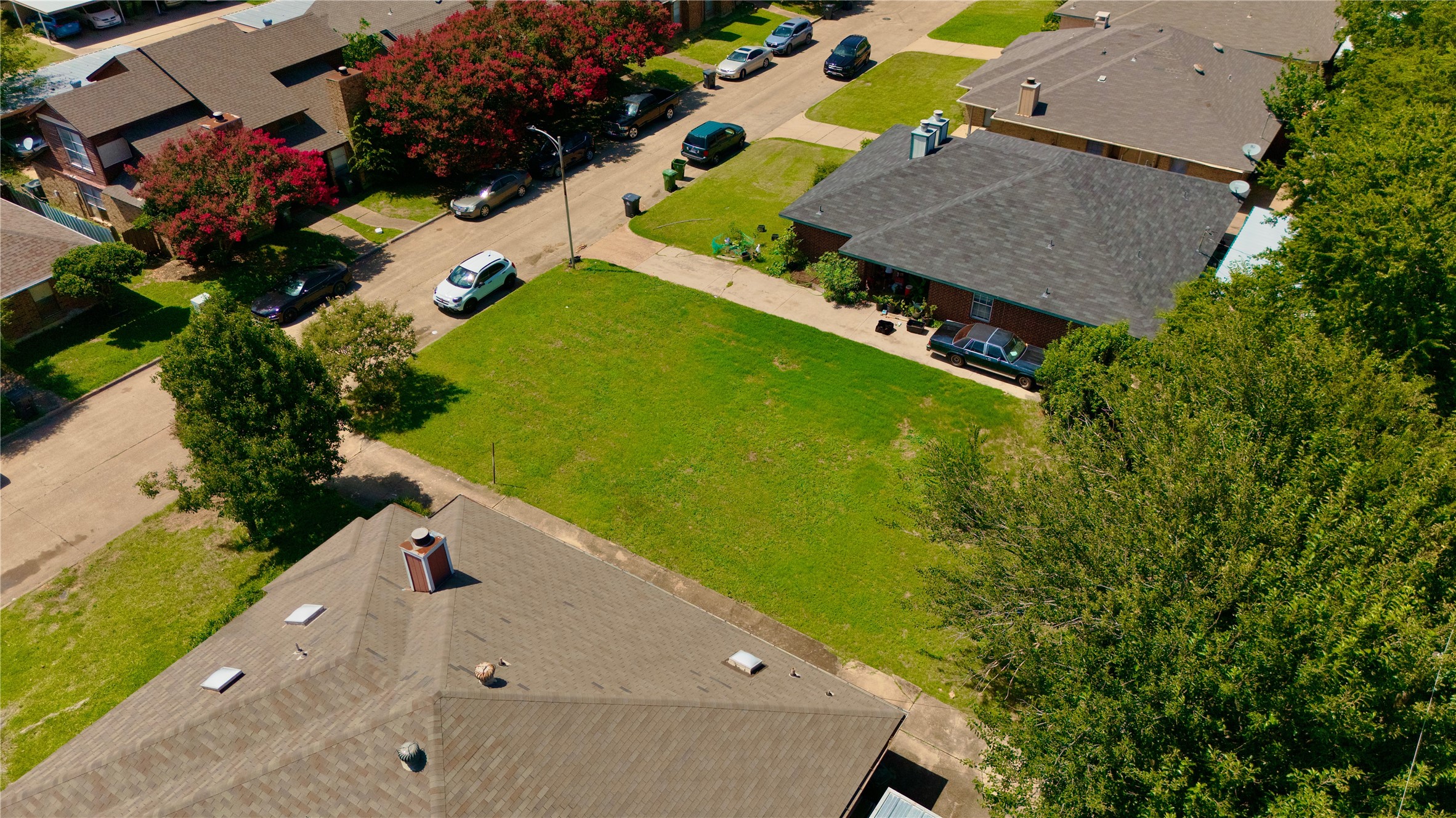 2421 Summer Place Drive