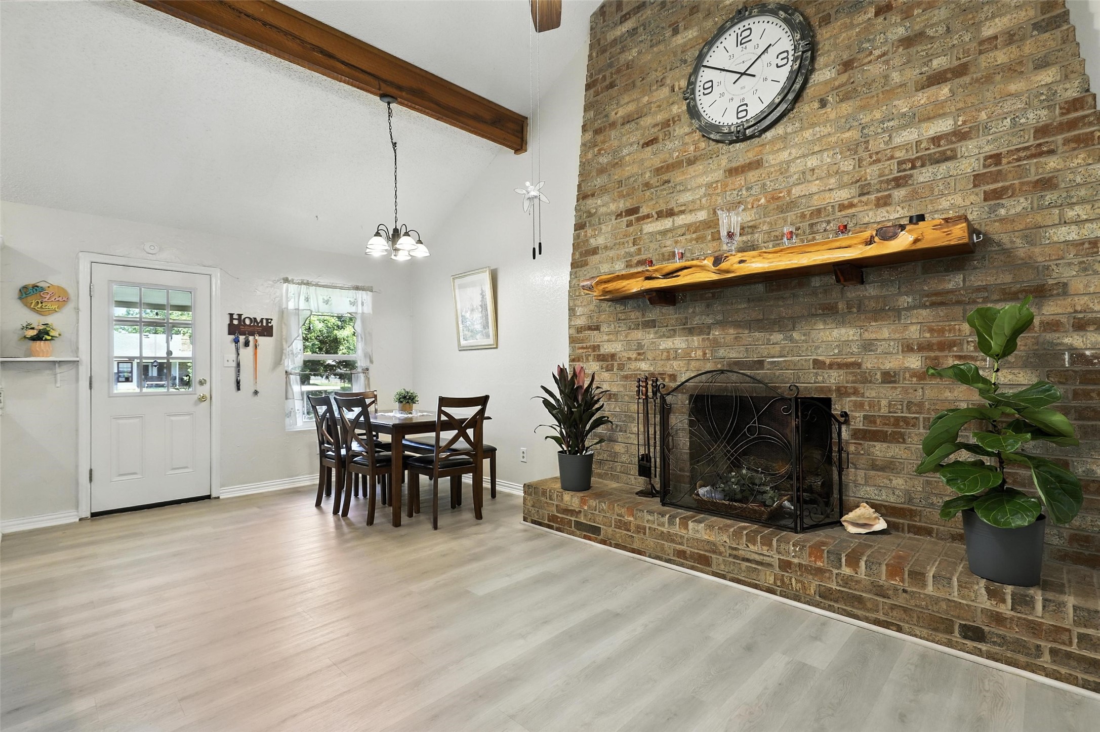 4013 Sioux Court