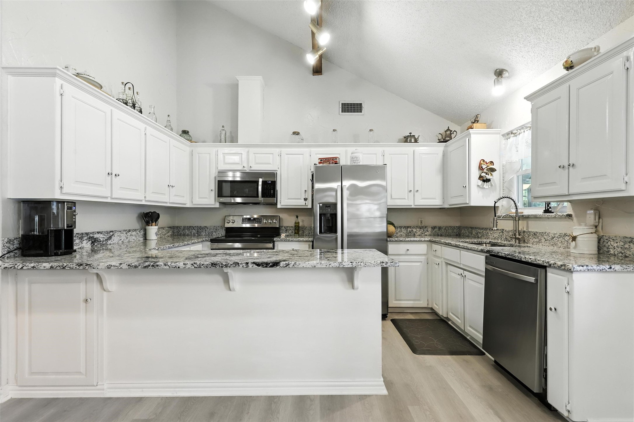 4013 Sioux Court