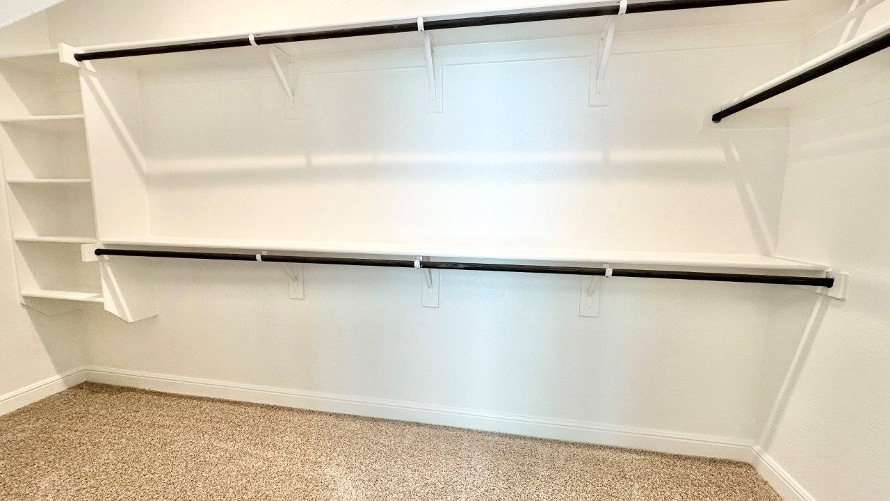 10820 BLACK ONYX Drive