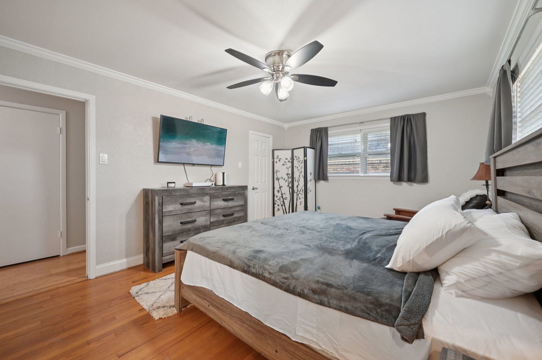 1022 Bardfield Avenue