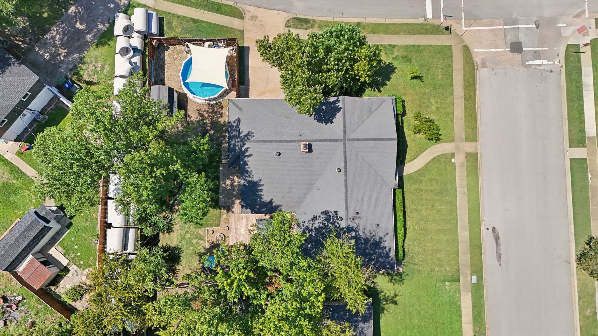 1022 Bardfield Avenue