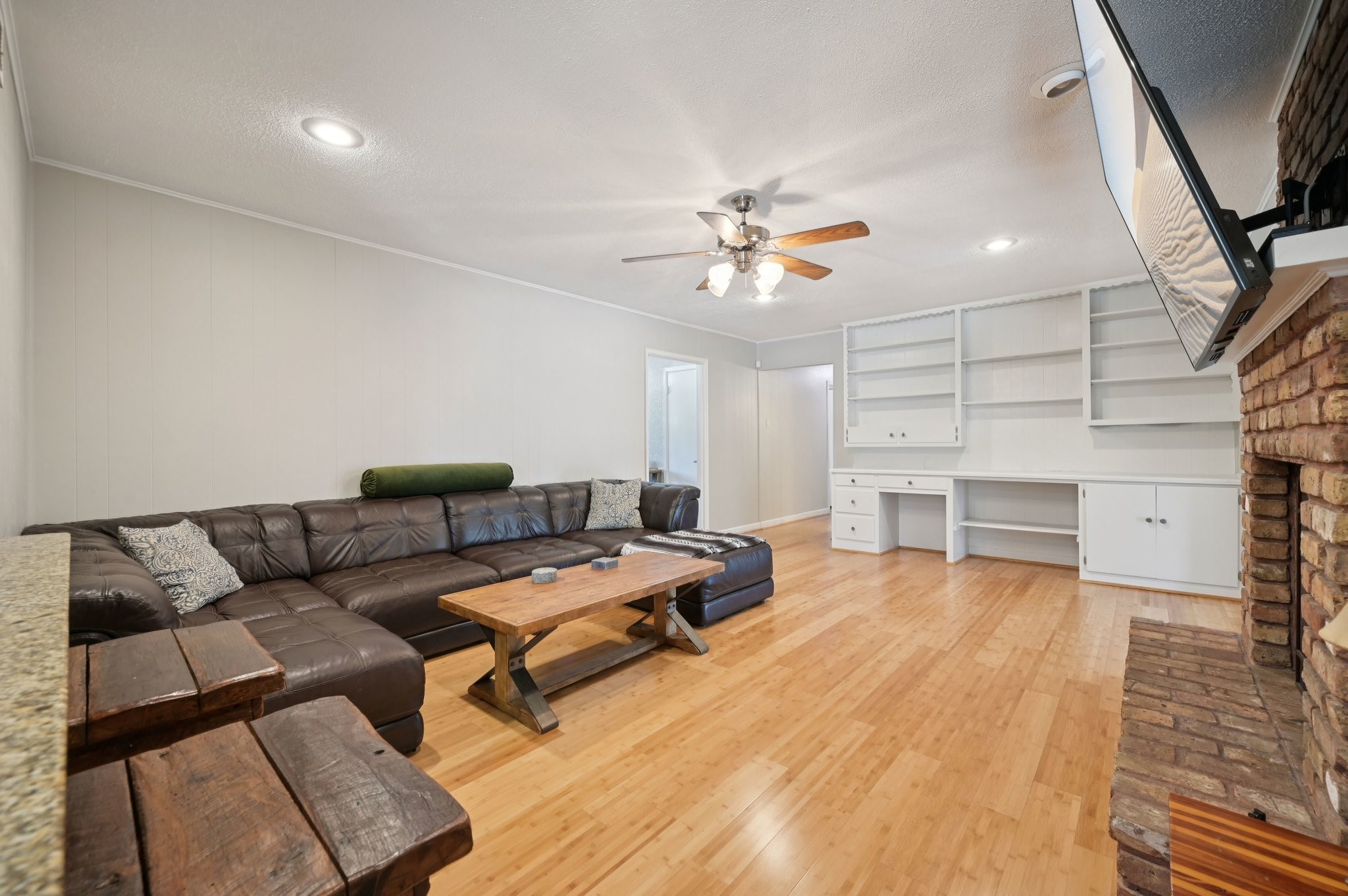 1022 Bardfield Avenue