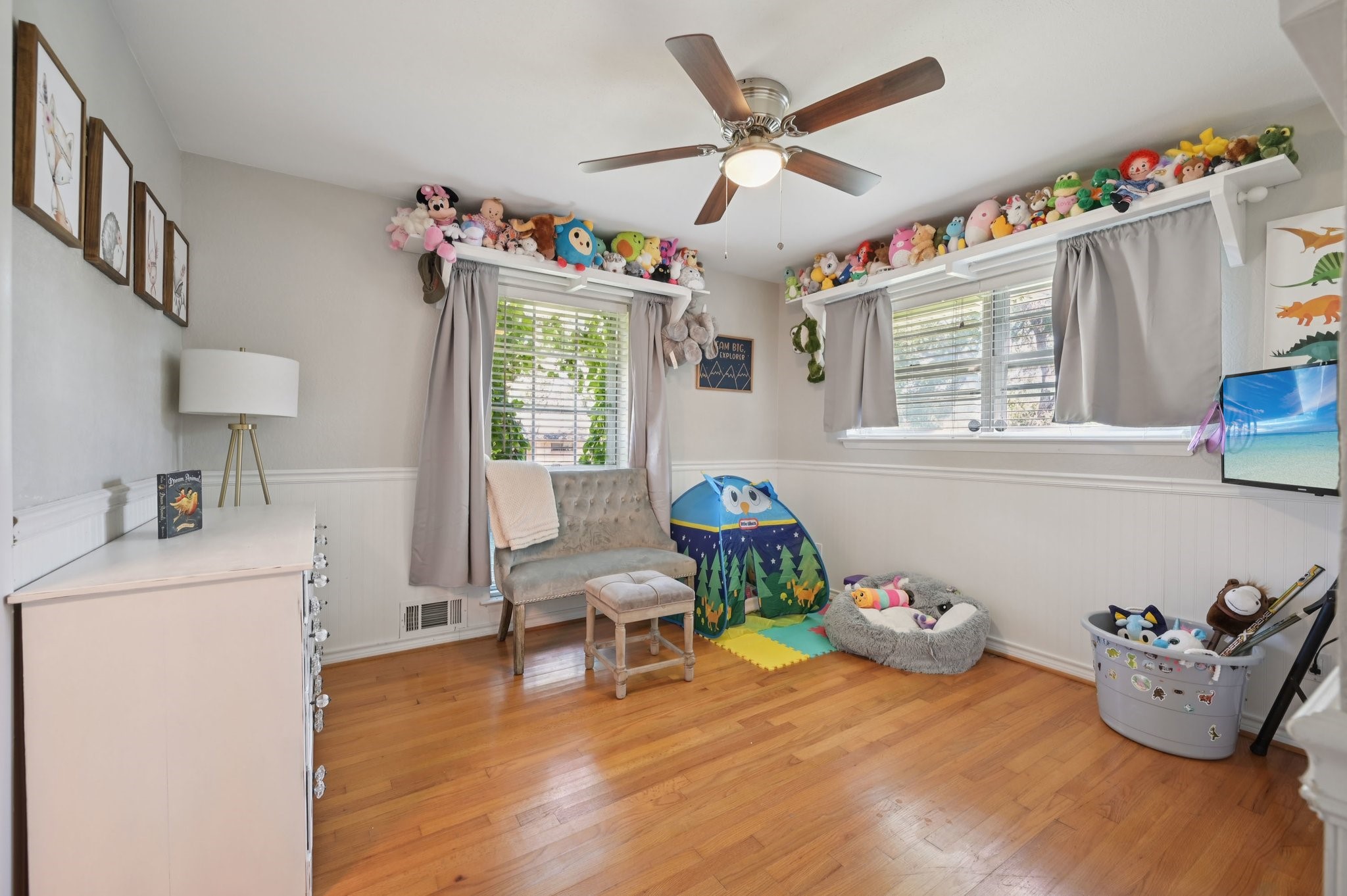 1022 Bardfield Avenue