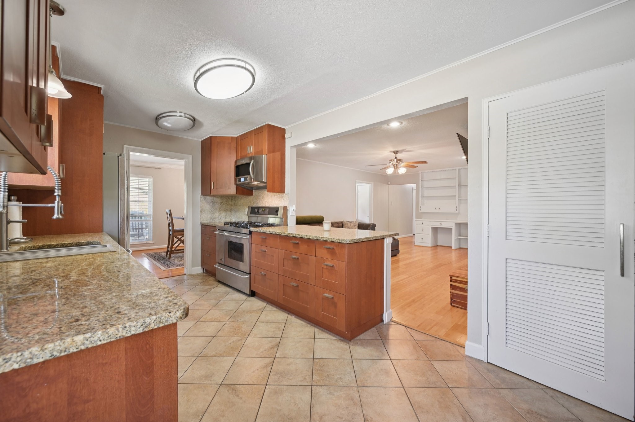 1022 Bardfield Avenue