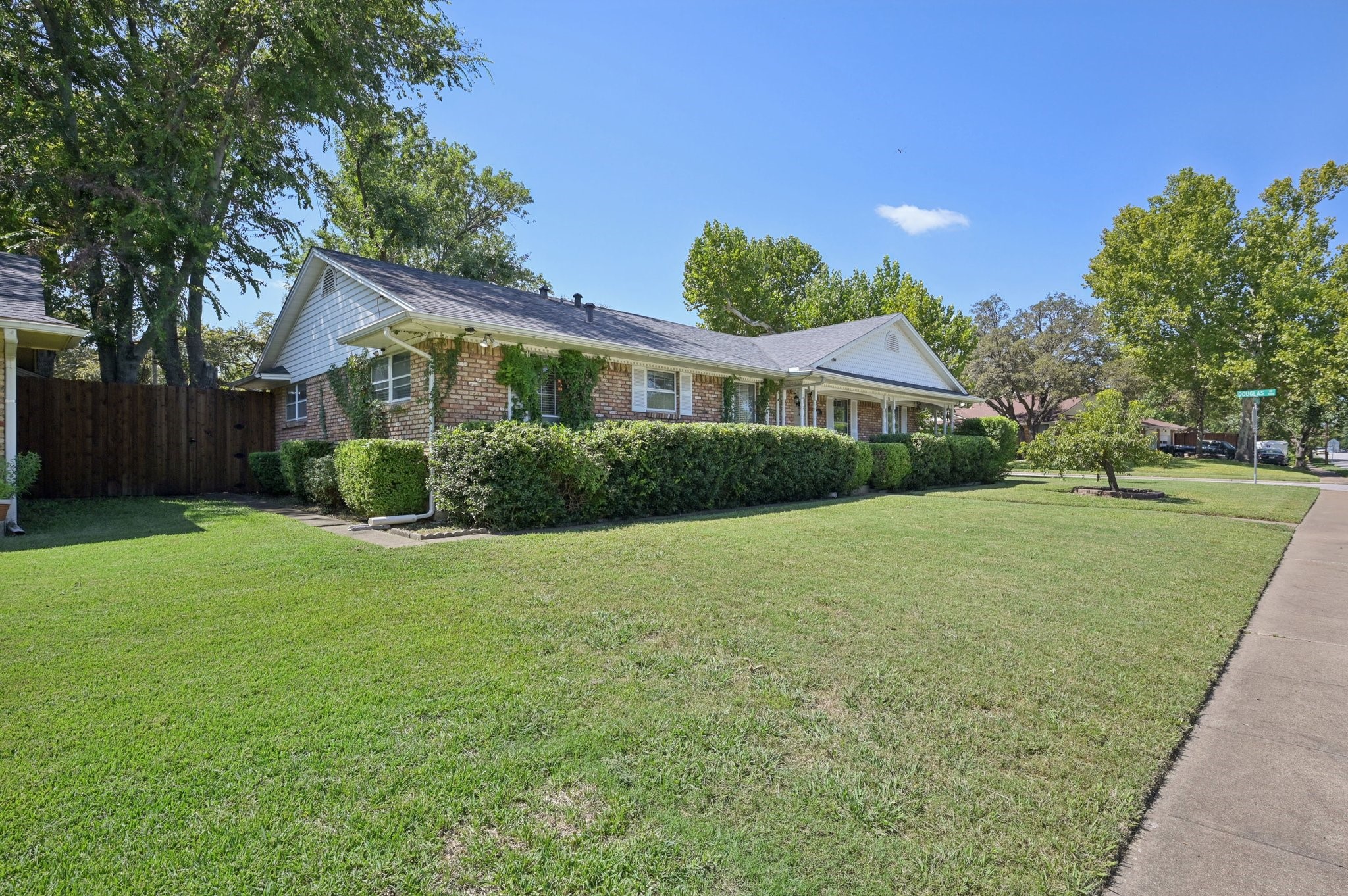 1022 Bardfield Avenue