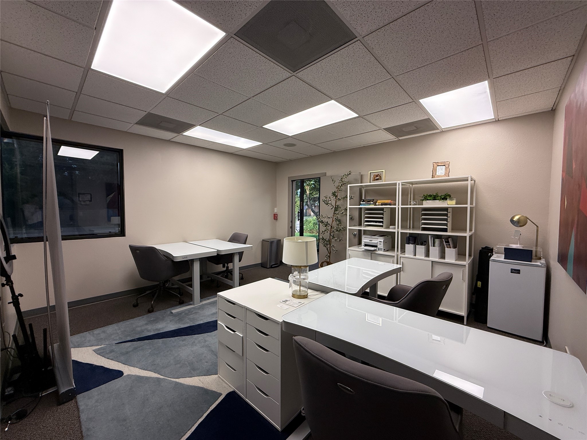 2910 W Park Row Drive