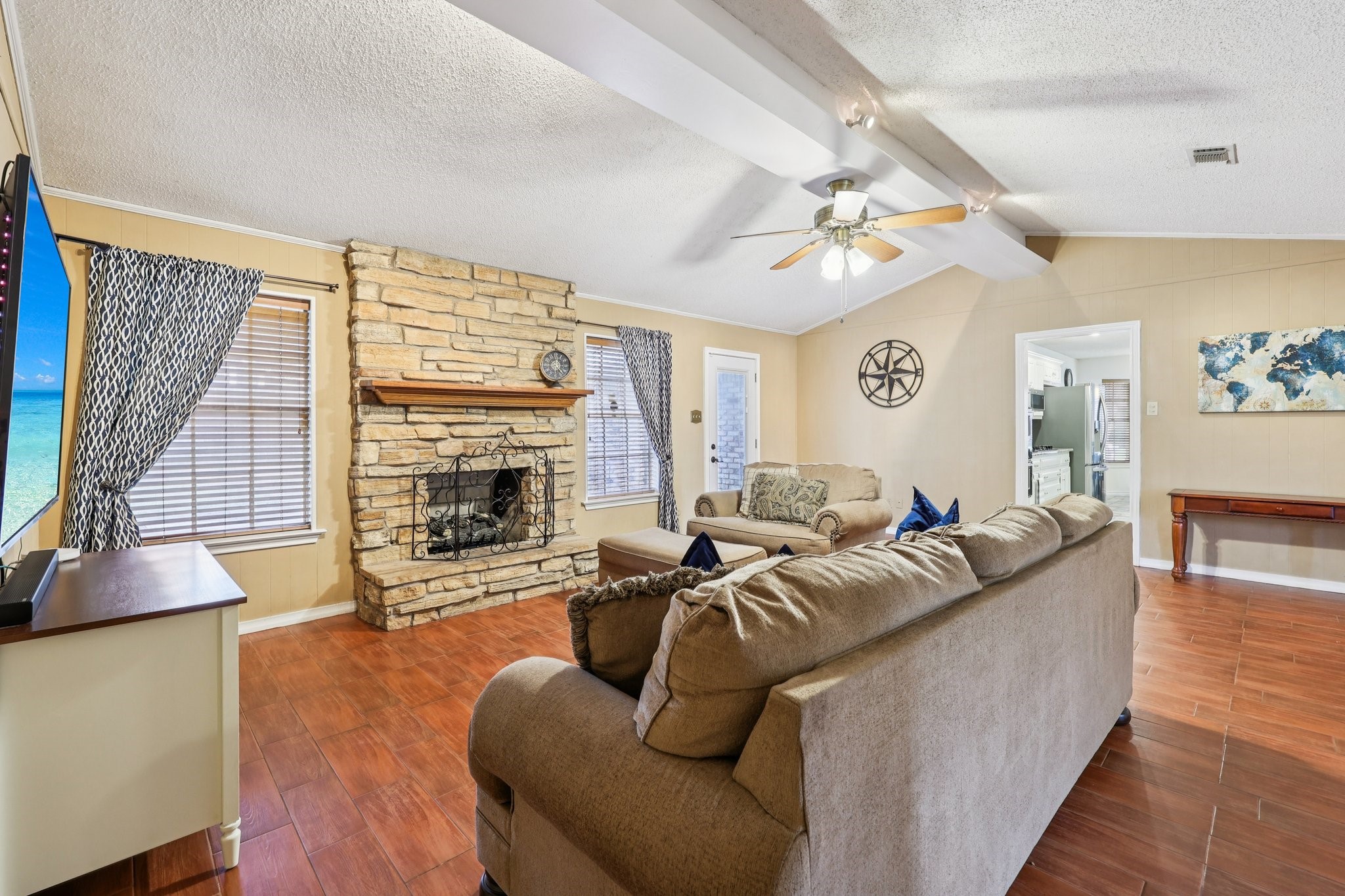 1701 Carlton Drive