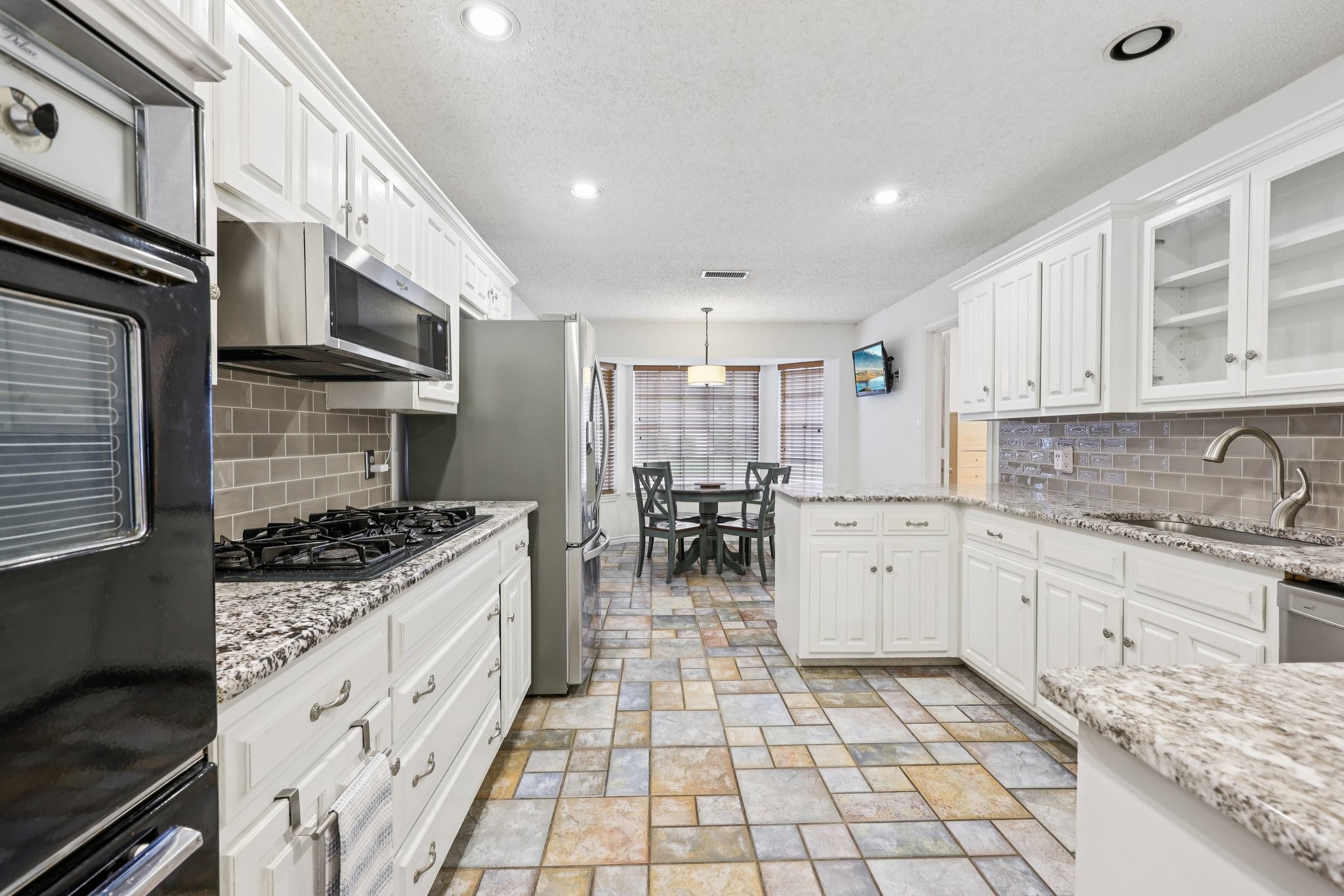 1701 Carlton Drive