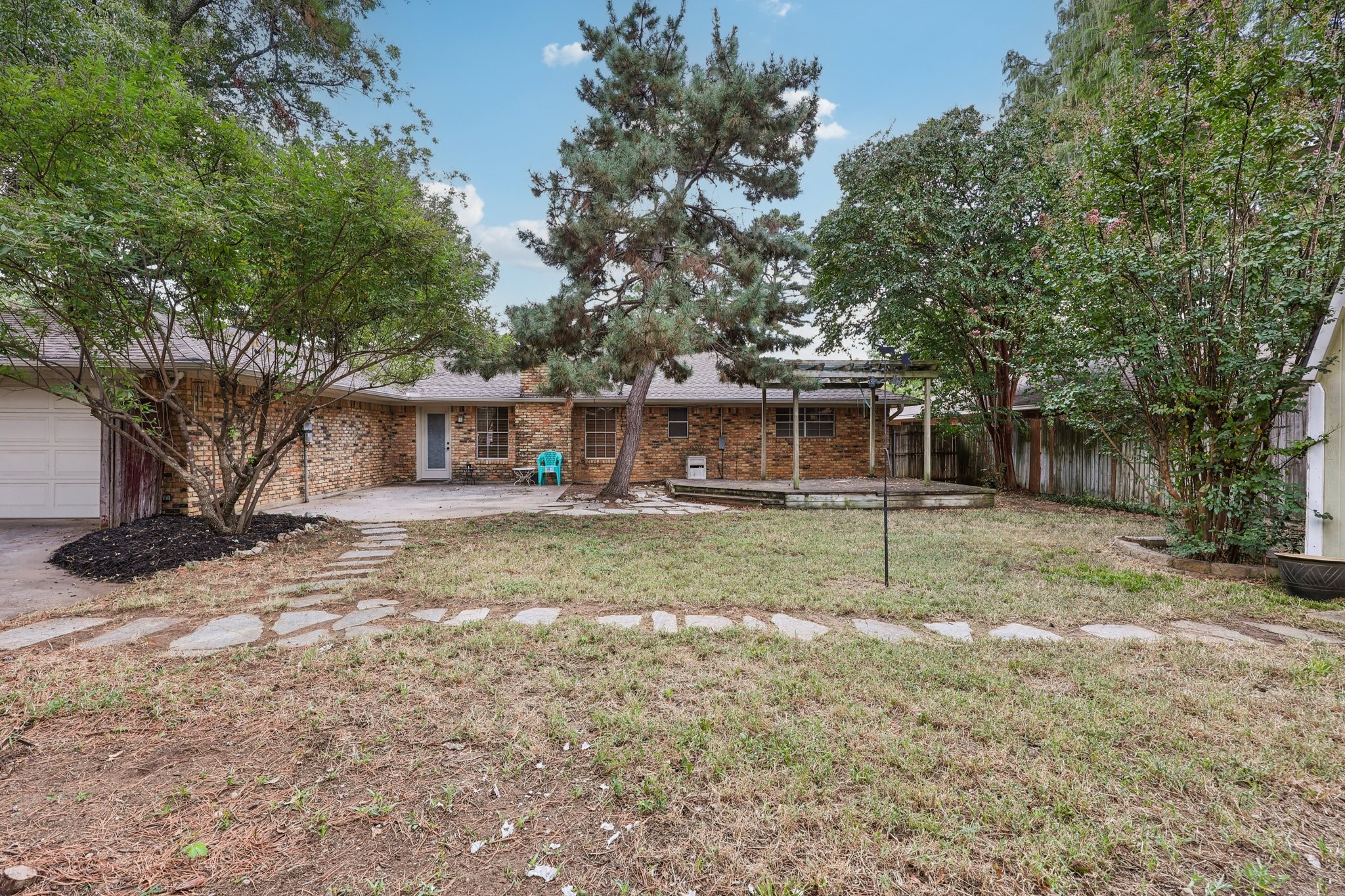 1701 Carlton Drive